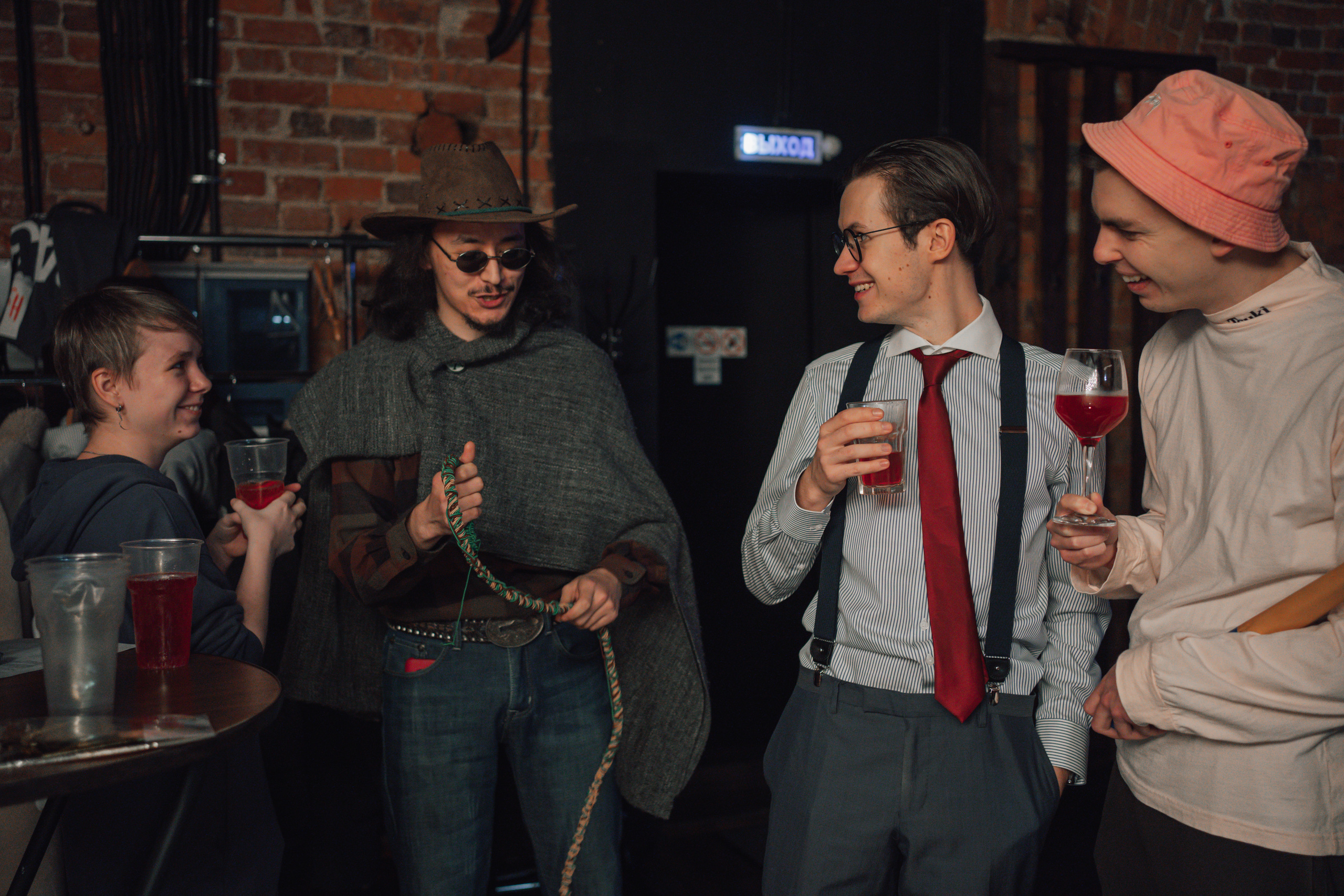 Вампирская вечеринка. Творческие фотосессии в Москве. Фотоальбом лидера группы ЯЛО