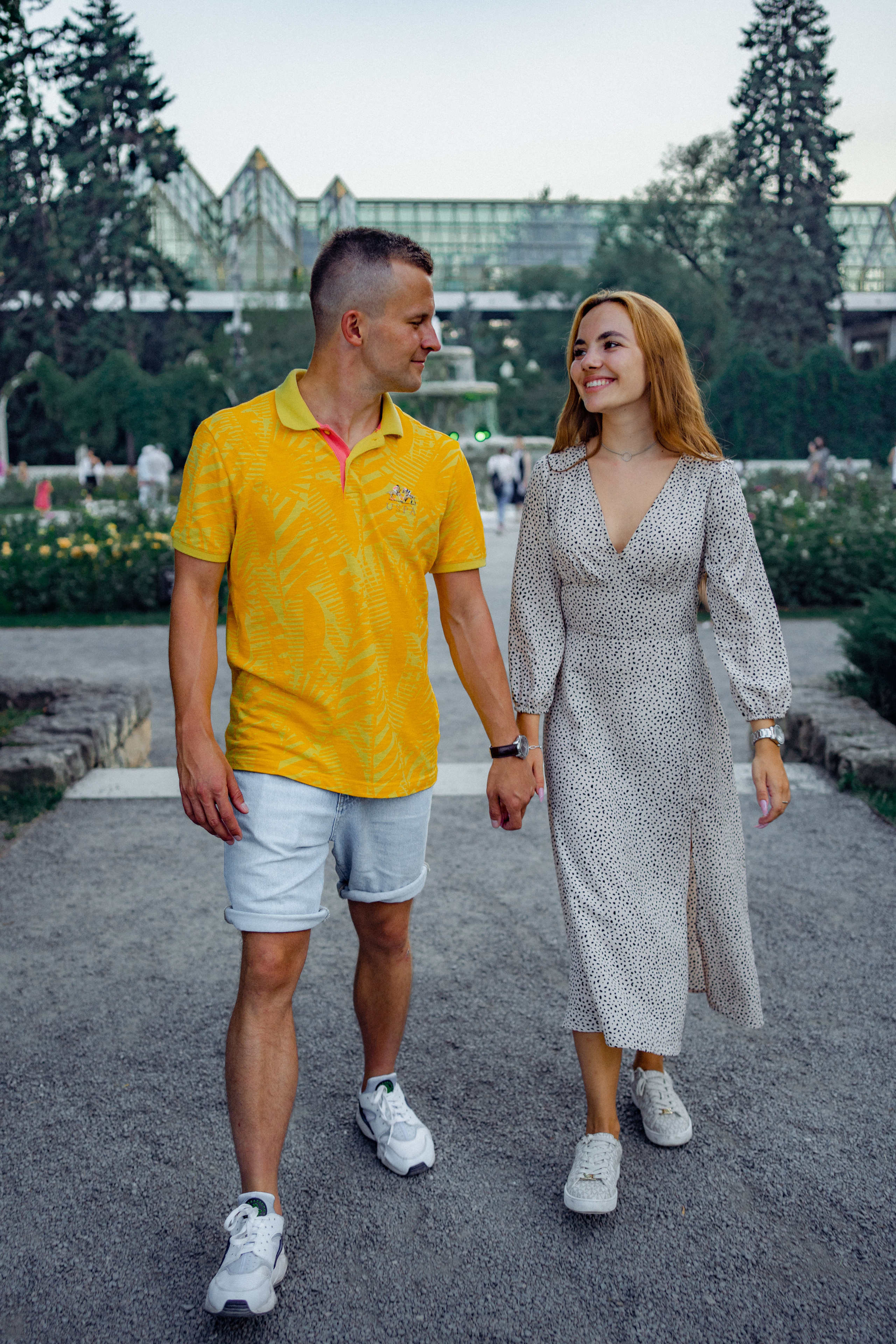 Фотопрогулка. Лавстори. Творческие фотосессии в Москве. Фотоальбом лидера группы ЯЛО