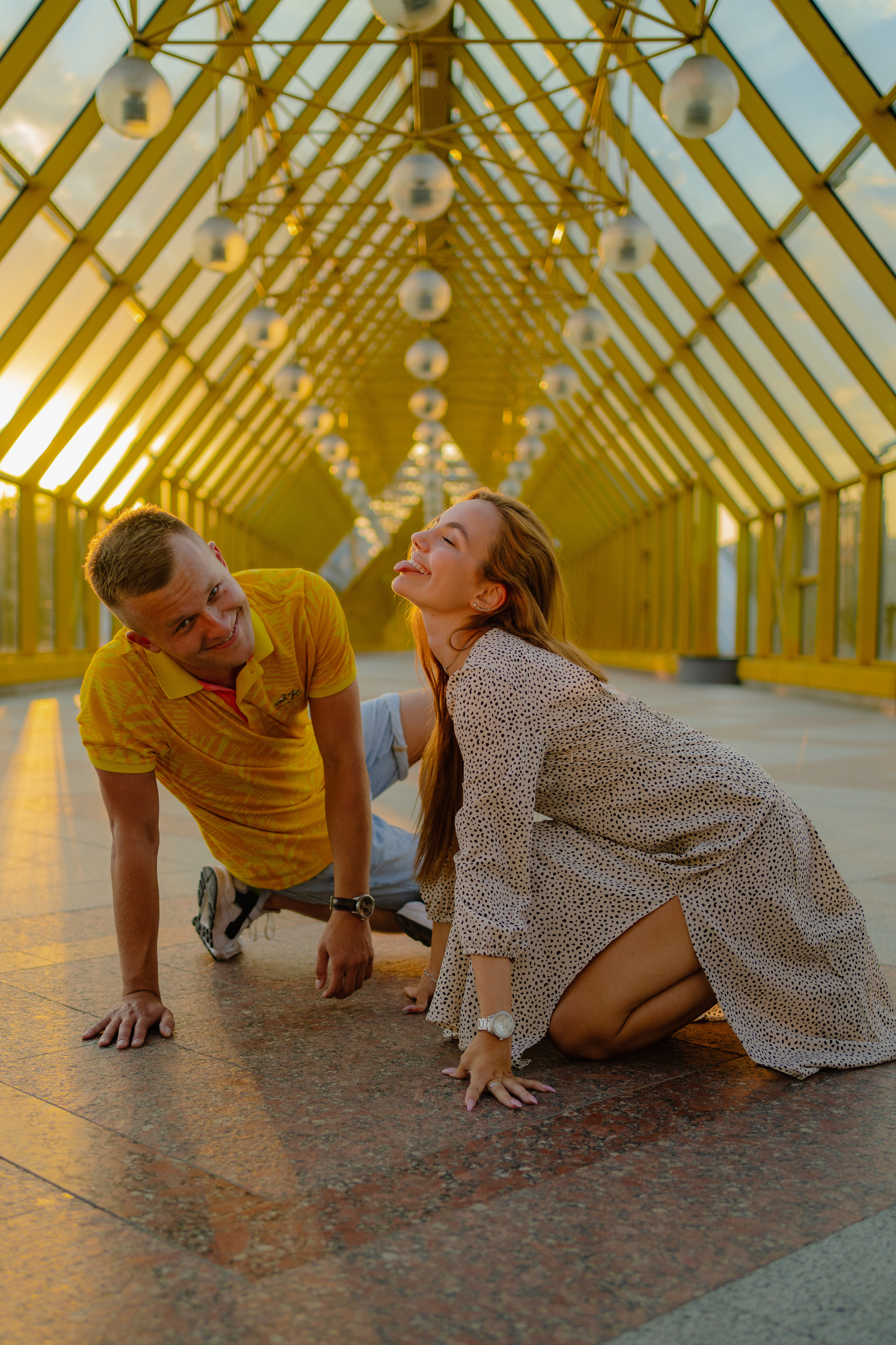 Фотопрогулка. Лавстори. Творческие фотосессии в Москве. Фотоальбом лидера группы ЯЛО