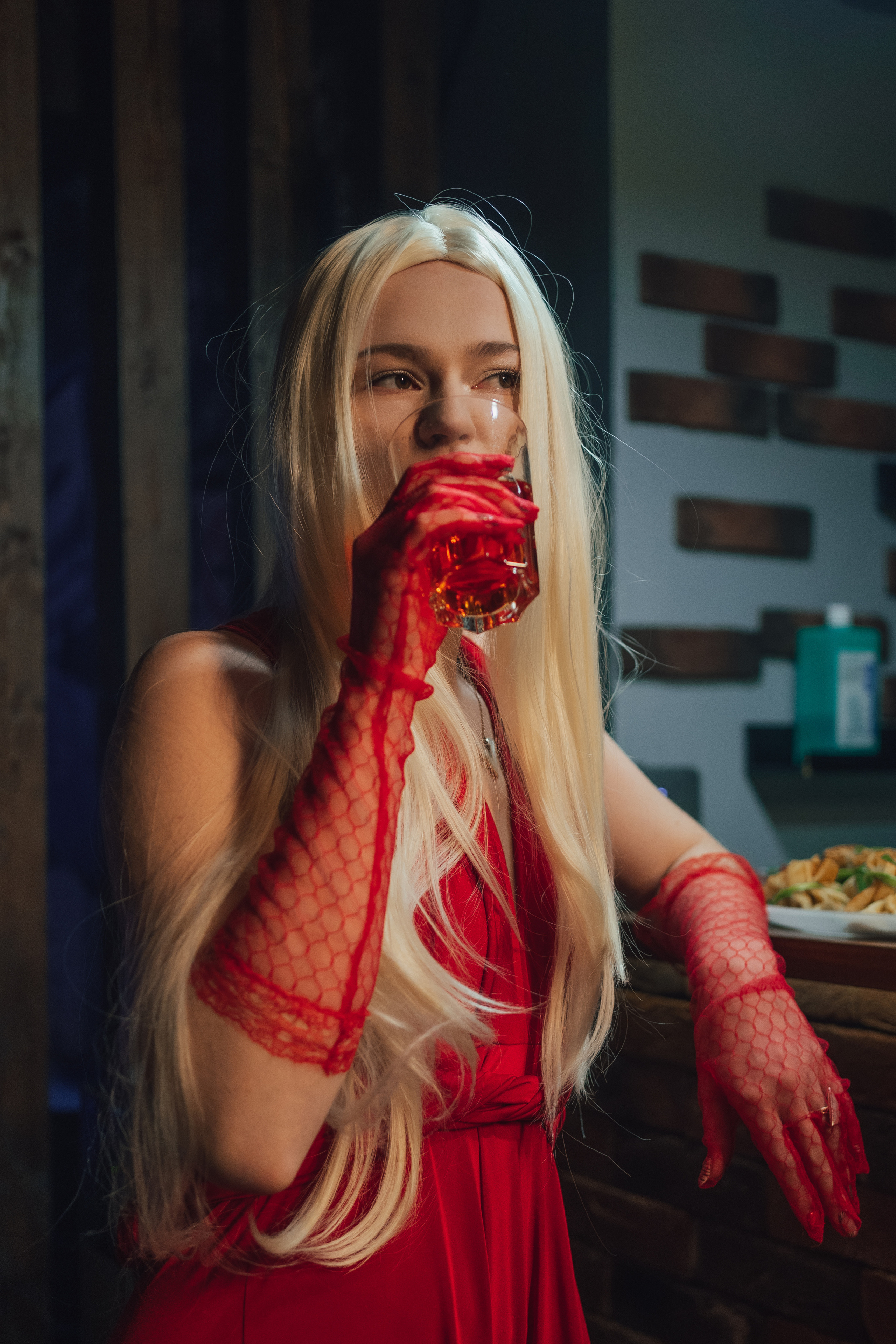 Вампирская вечеринка. Творческие фотосессии в Москве. Фотоальбом лидера группы ЯЛО