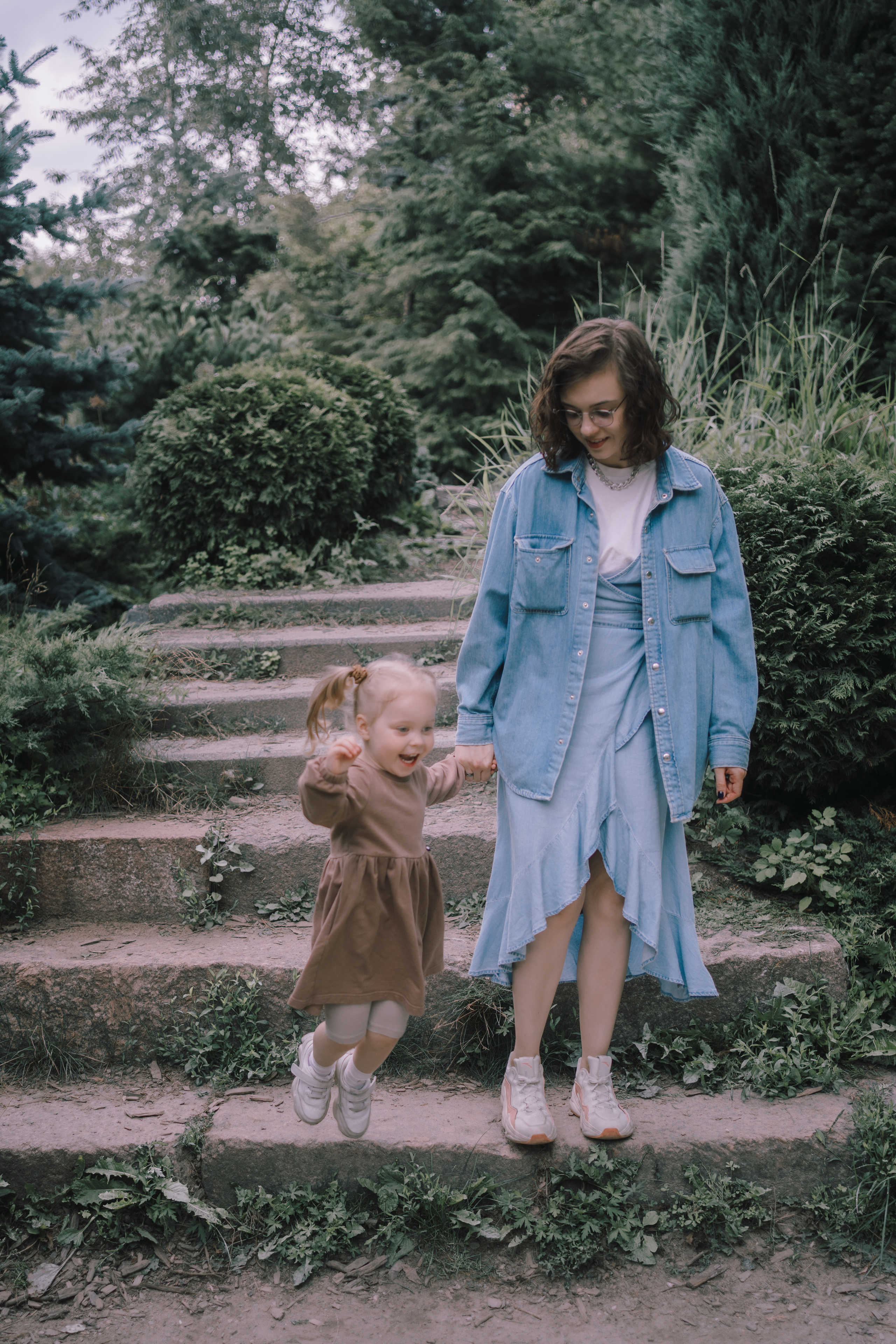 Семейная фотопрогулка. Творческие фотосессии в Москве. Фотоальбом лидера группы ЯЛО