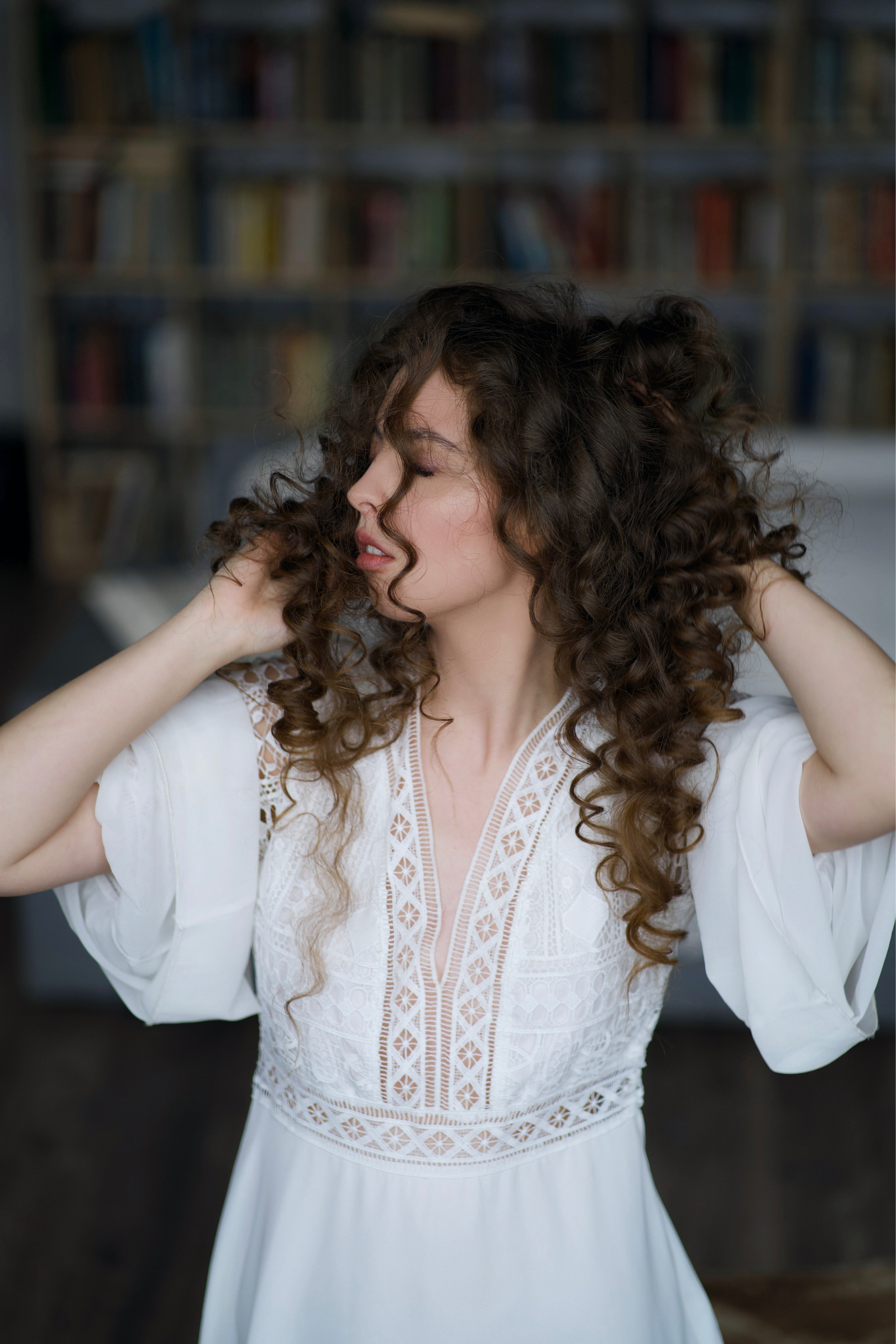 В кадре: сценарист. Творческие фотосессии в Москве. Фотоальбом лидера группы ЯЛО