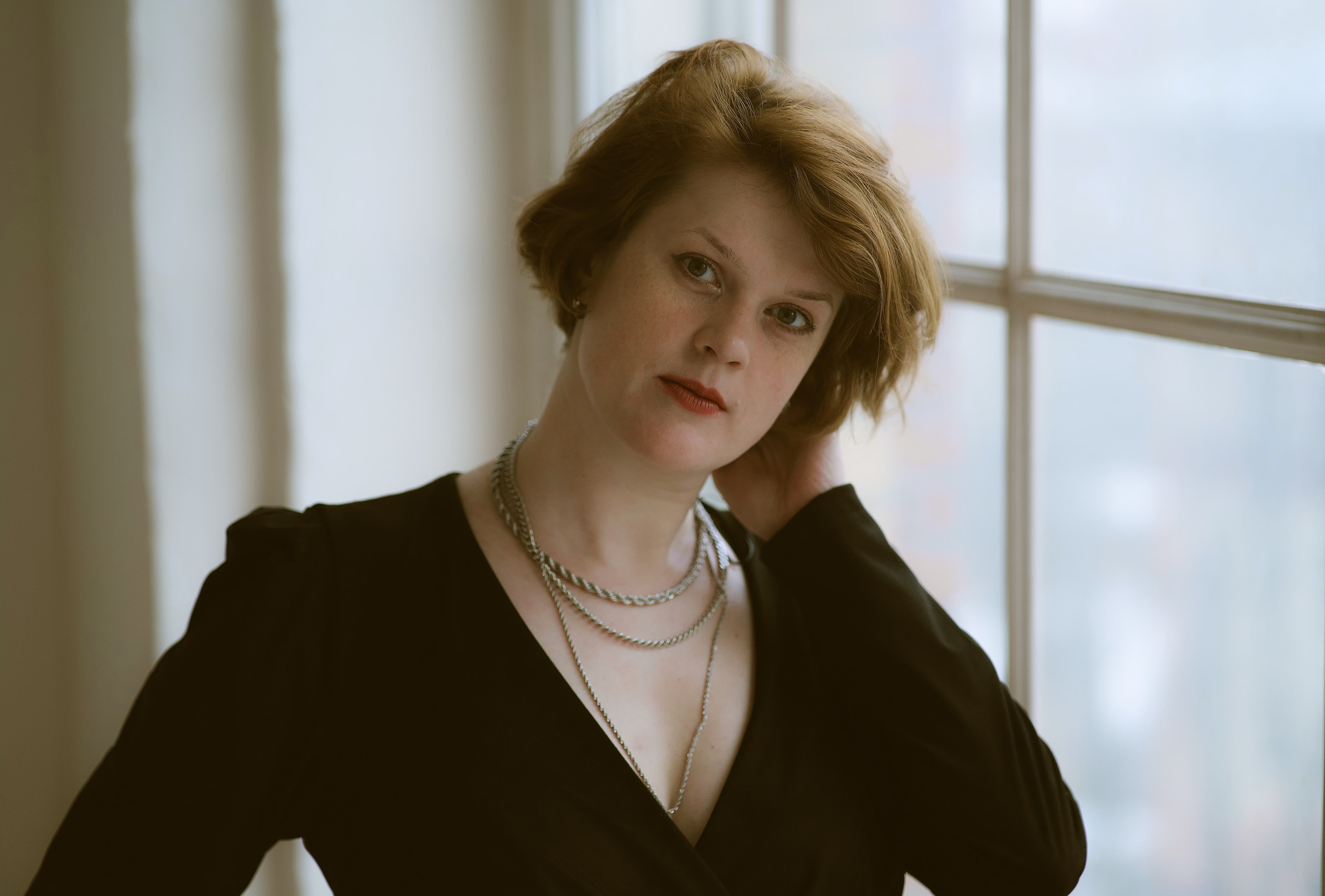 В кадре: писатель. Творческие фотосессии в Москве. Фотоальбом лидера группы ЯЛО