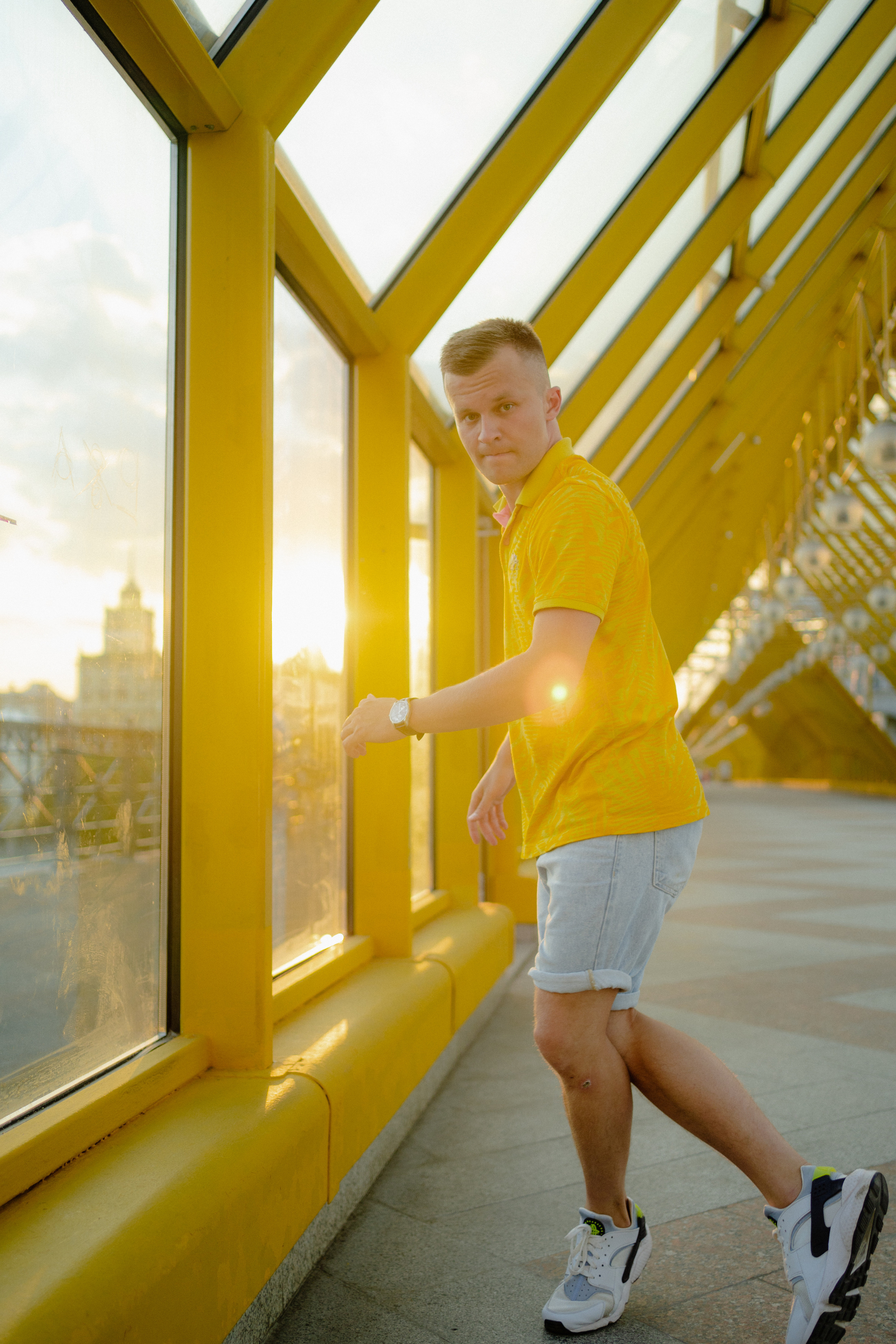 В кадре: танцор. Творческие фотосессии в Москве. Фотоальбом лидера группы ЯЛО