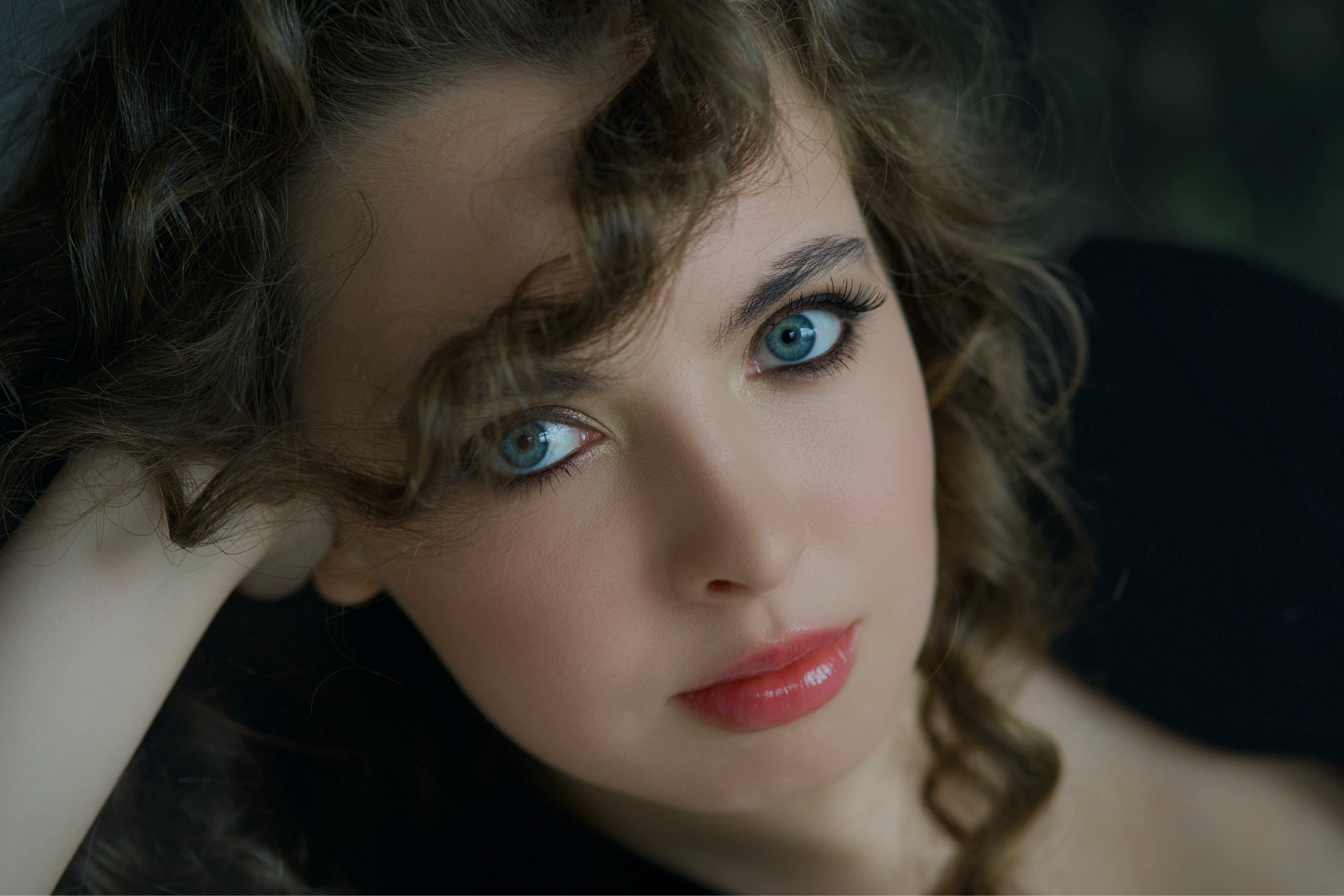 В кадре: сценарист. Творческие фотосессии в Москве. Фотоальбом лидера группы ЯЛО