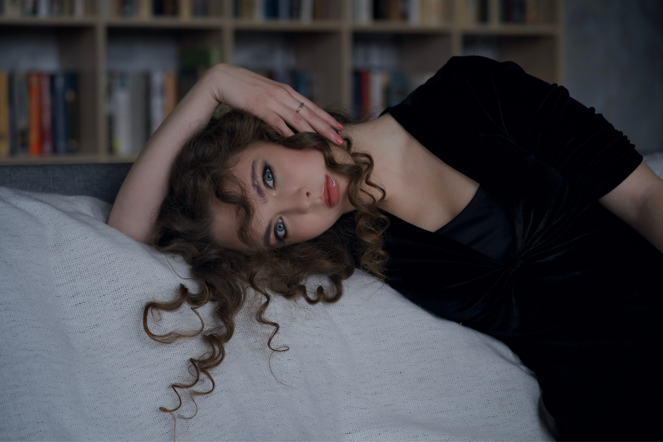 В кадре: сценарист. Творческие фотосессии в Москве. Фотоальбом лидера группы ЯЛО