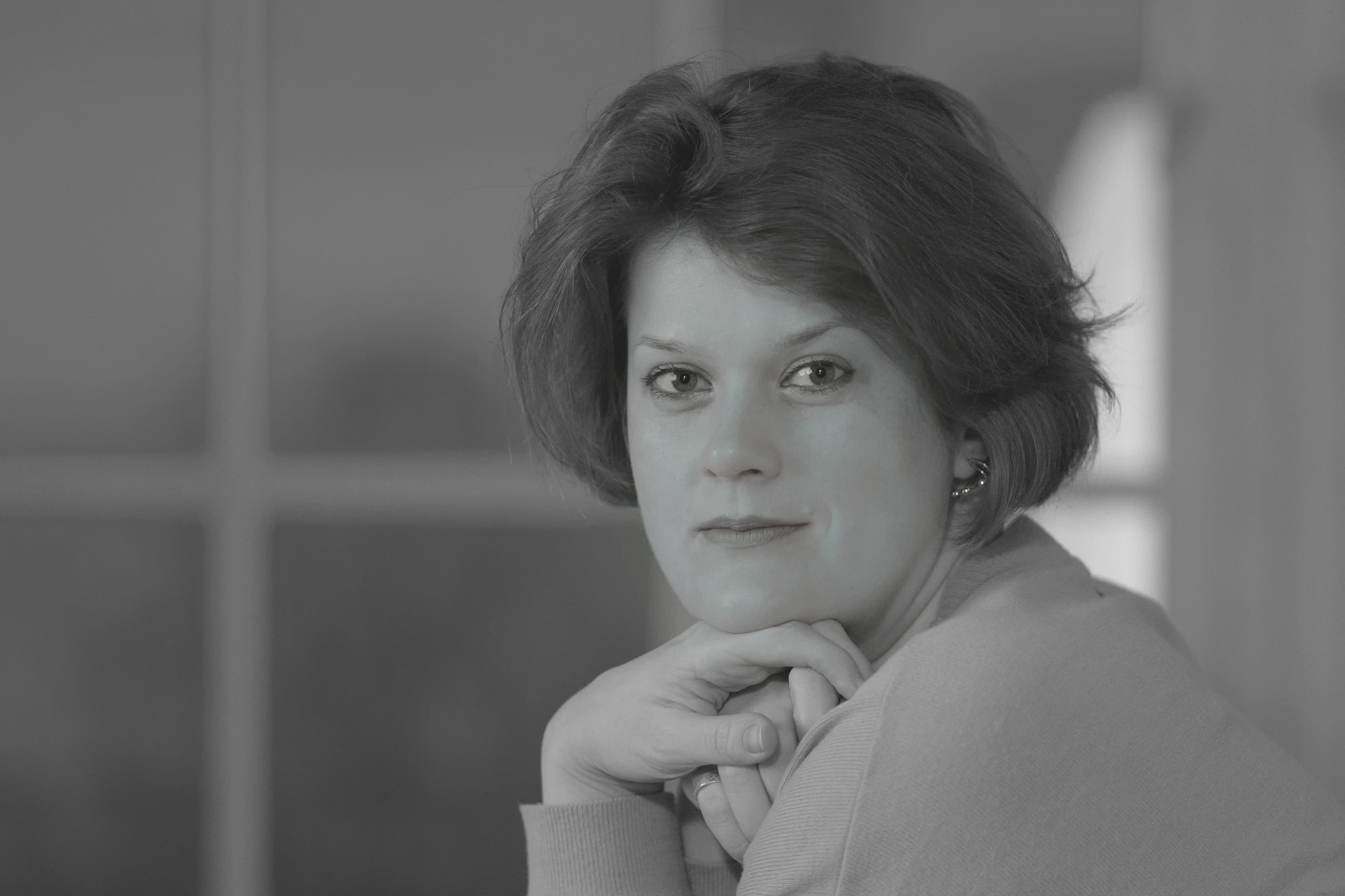 В кадре: писатель. Творческие фотосессии в Москве. Фотоальбом лидера группы ЯЛО