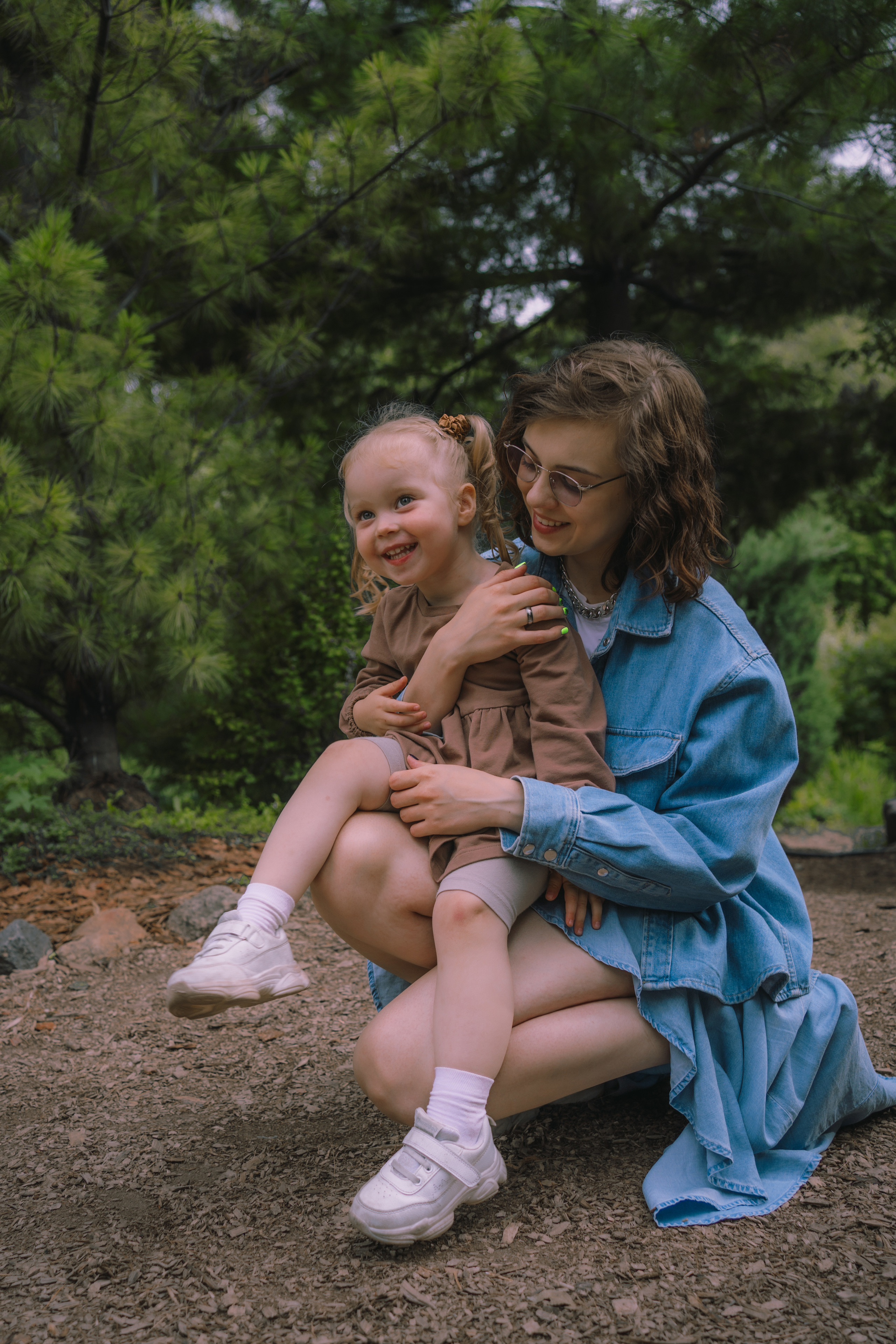 Семейная фотопрогулка. Творческие фотосессии в Москве. Фотоальбом лидера группы ЯЛО