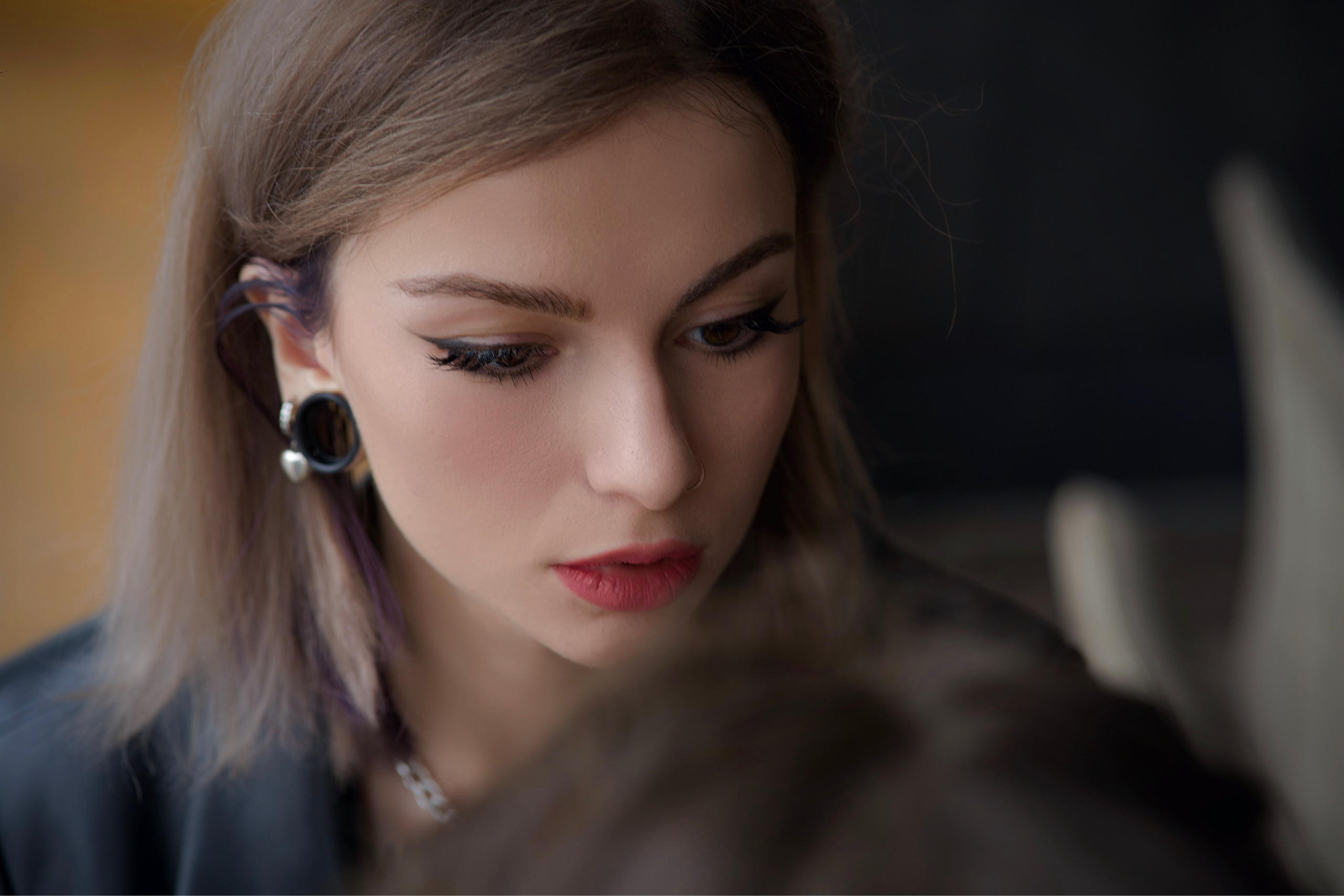 В кадре: визажист. Творческие фотосессии в Москве. Фотоальбом лидера группы ЯЛО