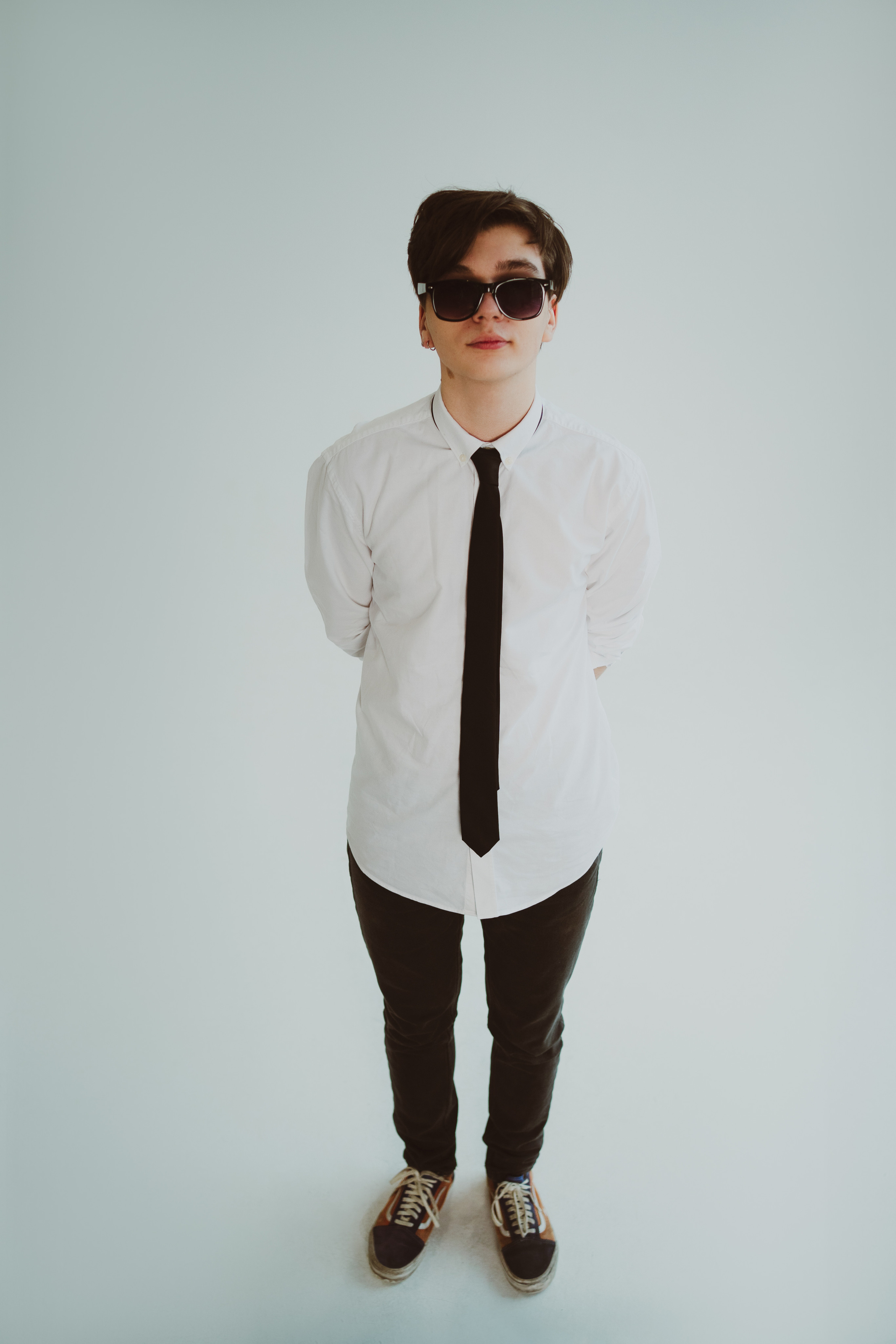 Под небом. Промо альбома. Творческие фотосессии в Москве. Фотоальбом лидера группы ЯЛО