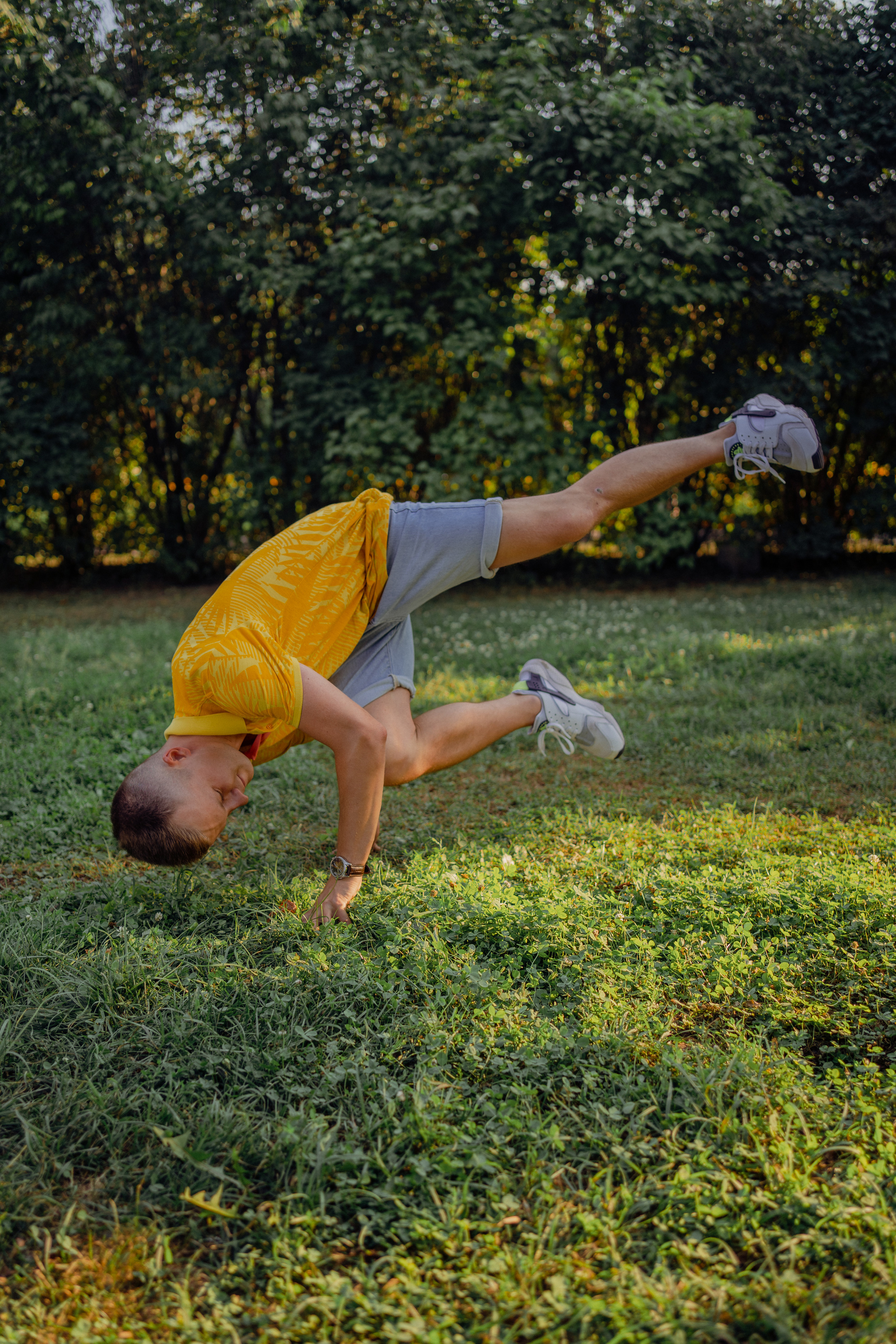 В кадре: танцор. Творческие фотосессии в Москве. Фотоальбом лидера группы ЯЛО