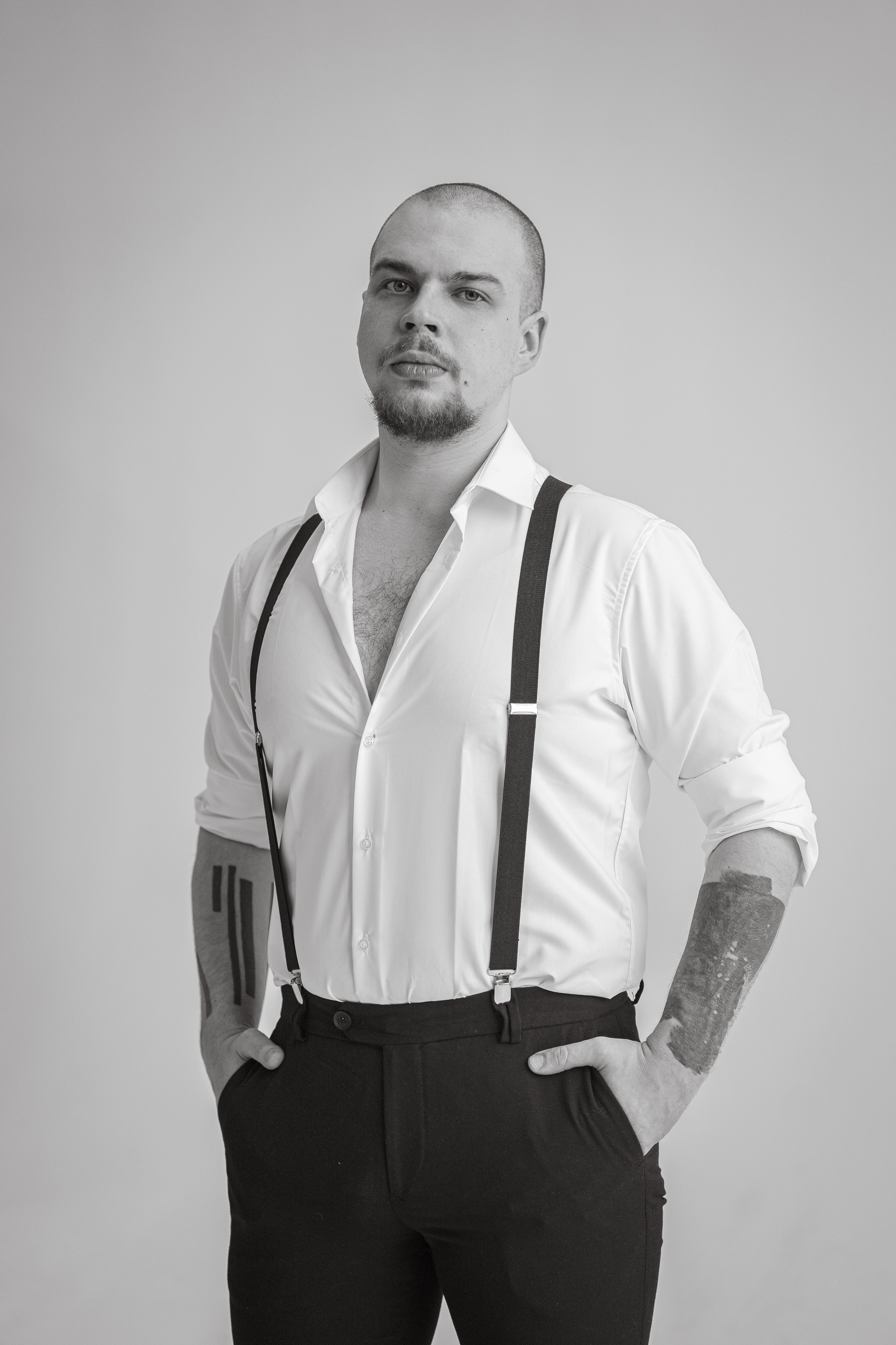 Под небом. Промо альбома. Творческие фотосессии в Москве. Фотоальбом лидера группы ЯЛО