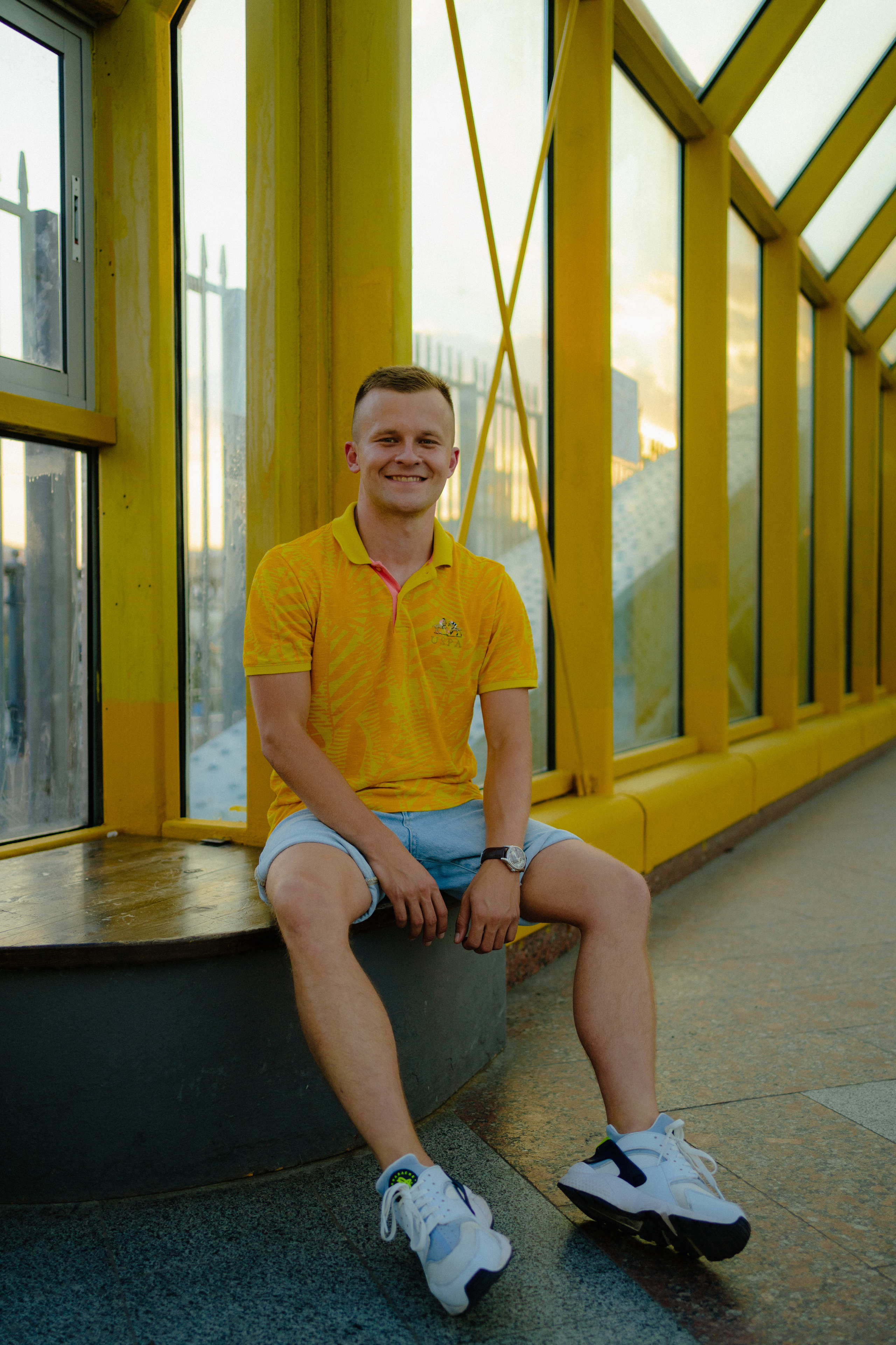 В кадре: танцор. Творческие фотосессии в Москве. Фотоальбом лидера группы ЯЛО