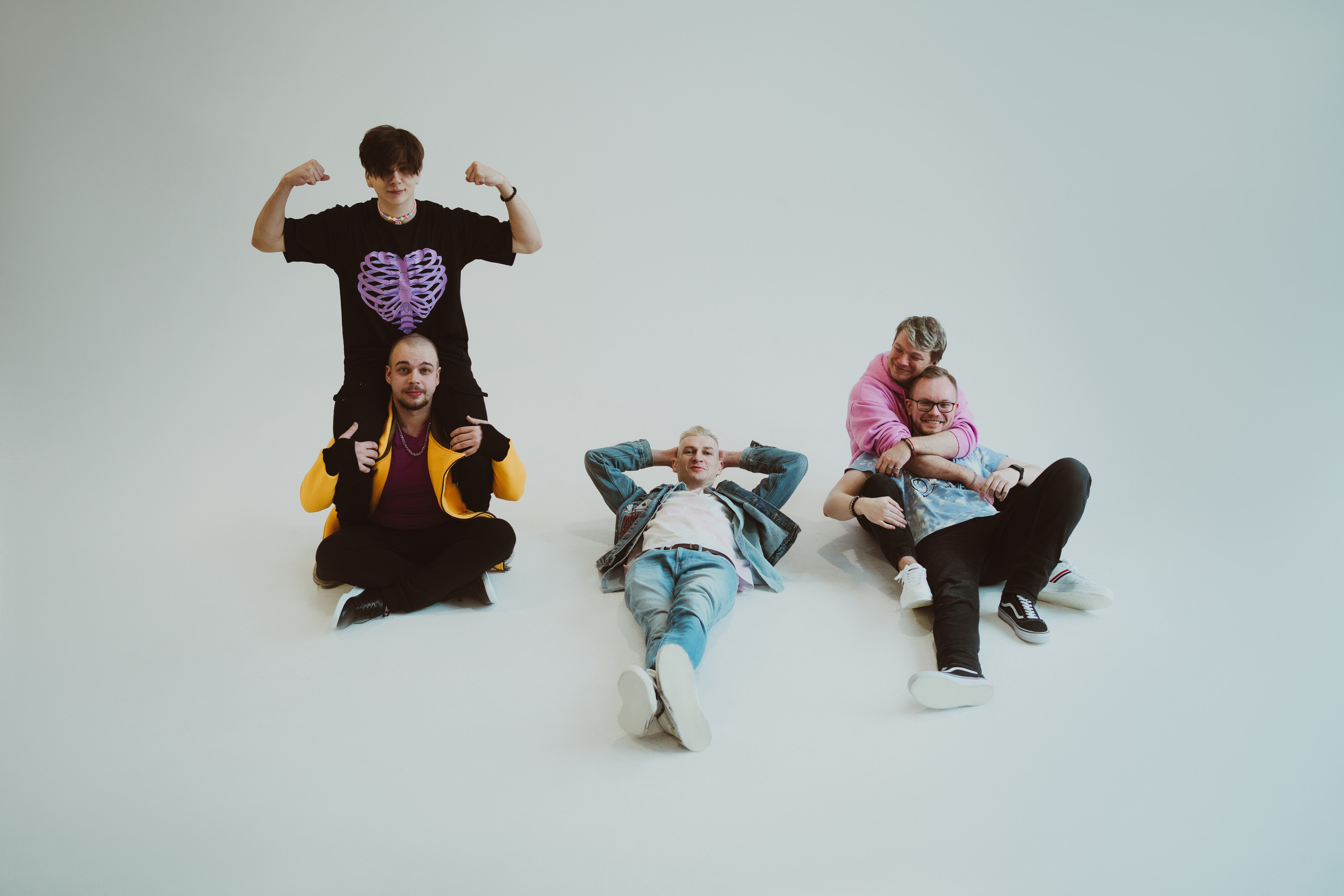 Под небом. Промо альбома. Творческие фотосессии в Москве. Фотоальбом лидера группы ЯЛО