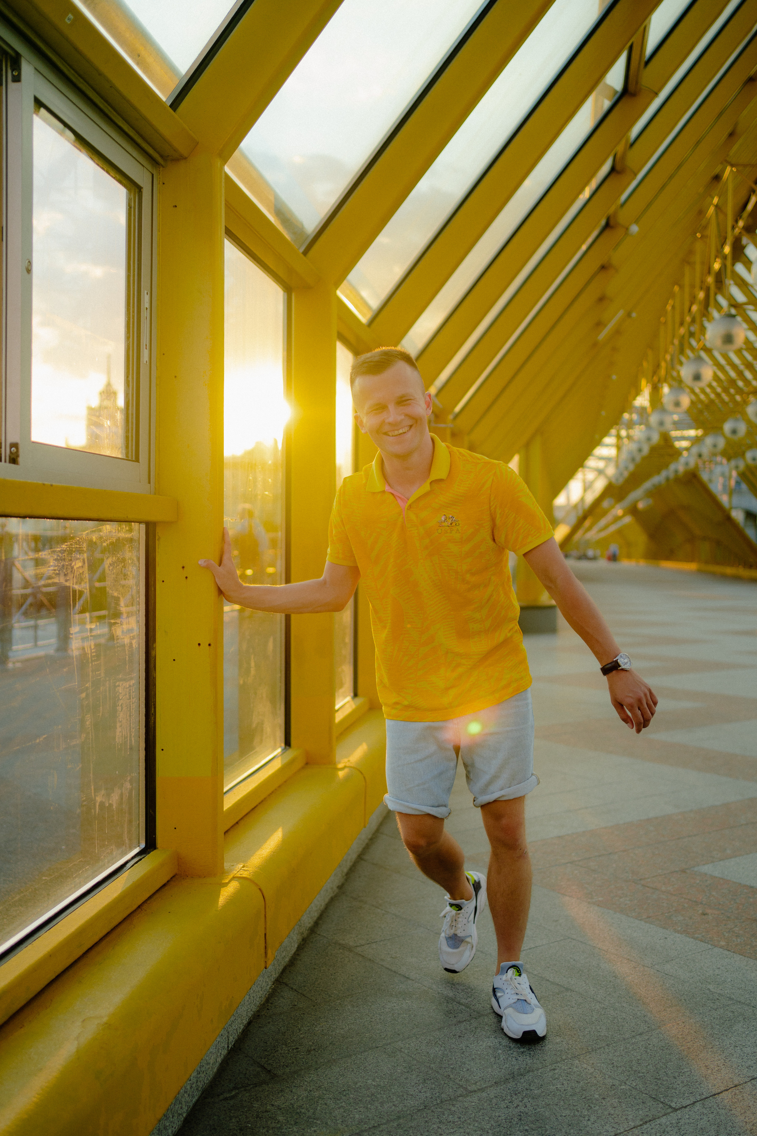В кадре: танцор. Творческие фотосессии в Москве. Фотоальбом лидера группы ЯЛО