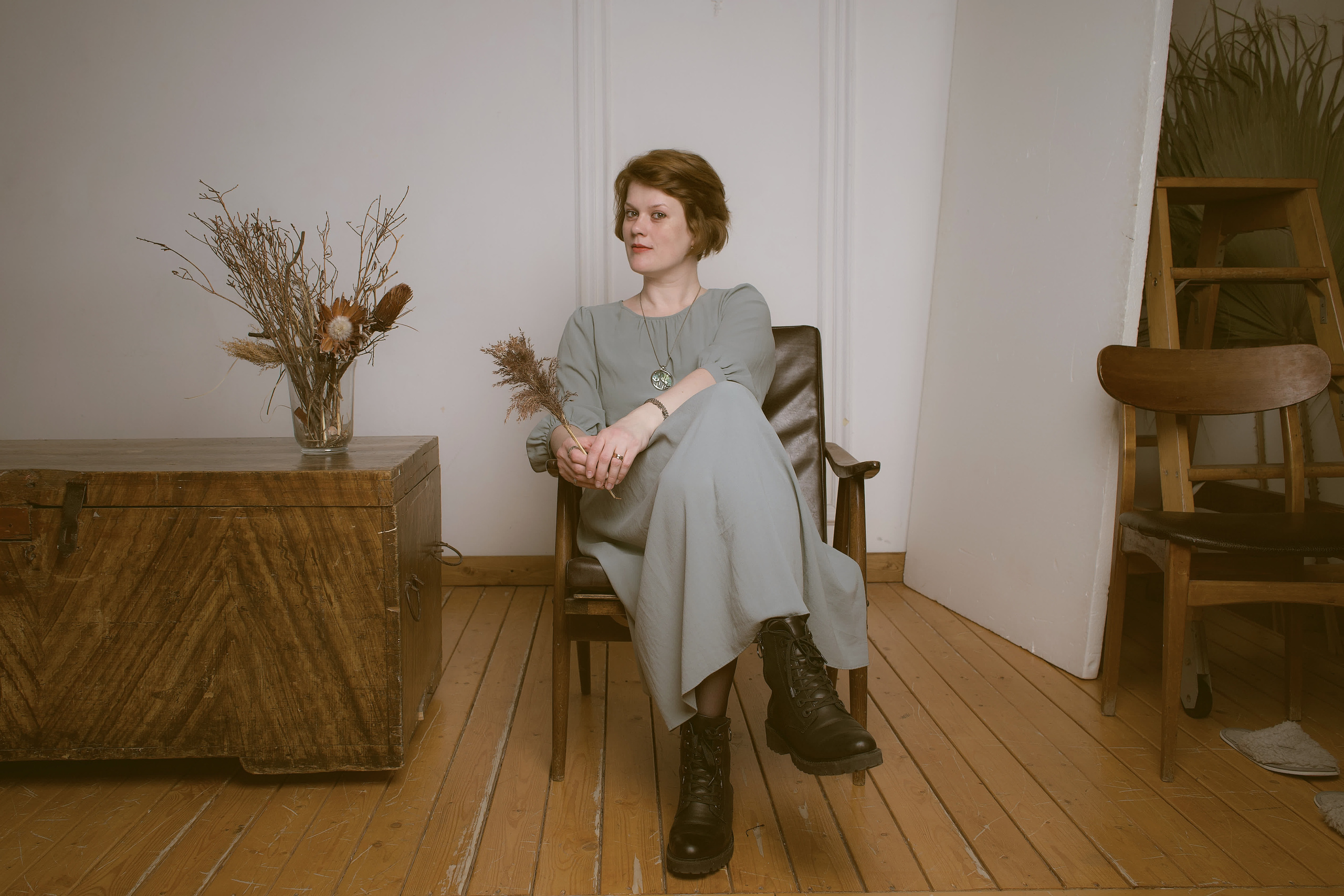 В кадре: писатель. Творческие фотосессии в Москве. Фотоальбом лидера группы ЯЛО