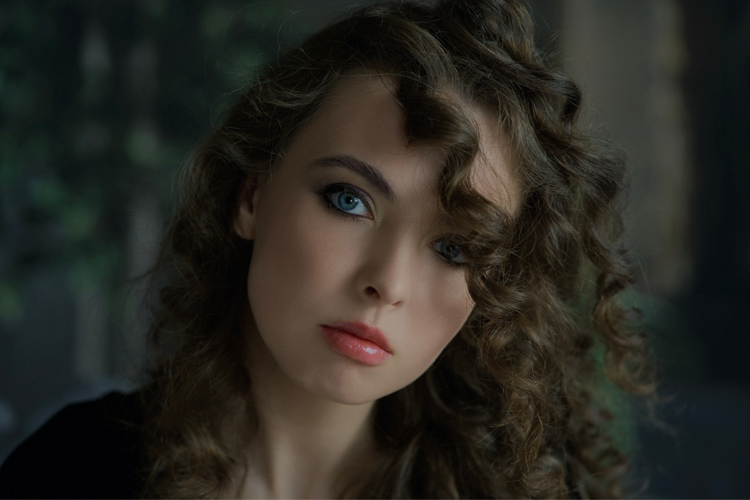 В кадре: сценарист. Творческие фотосессии в Москве. Фотоальбом лидера группы ЯЛО