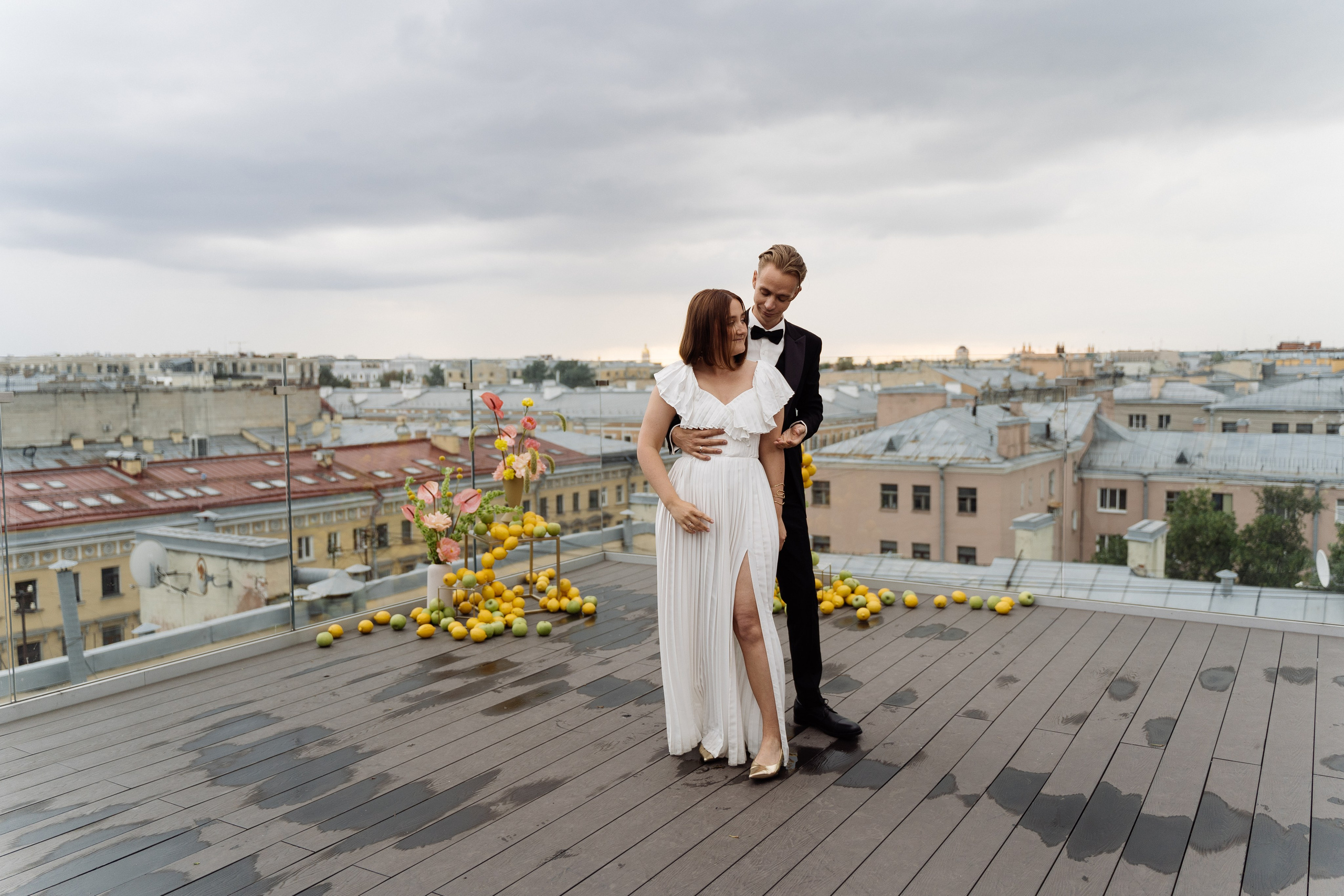 Свадьба на крыше Петербурга. Свадебный фотограф организатор в Санкт-Петербурге Ассоль Опарина