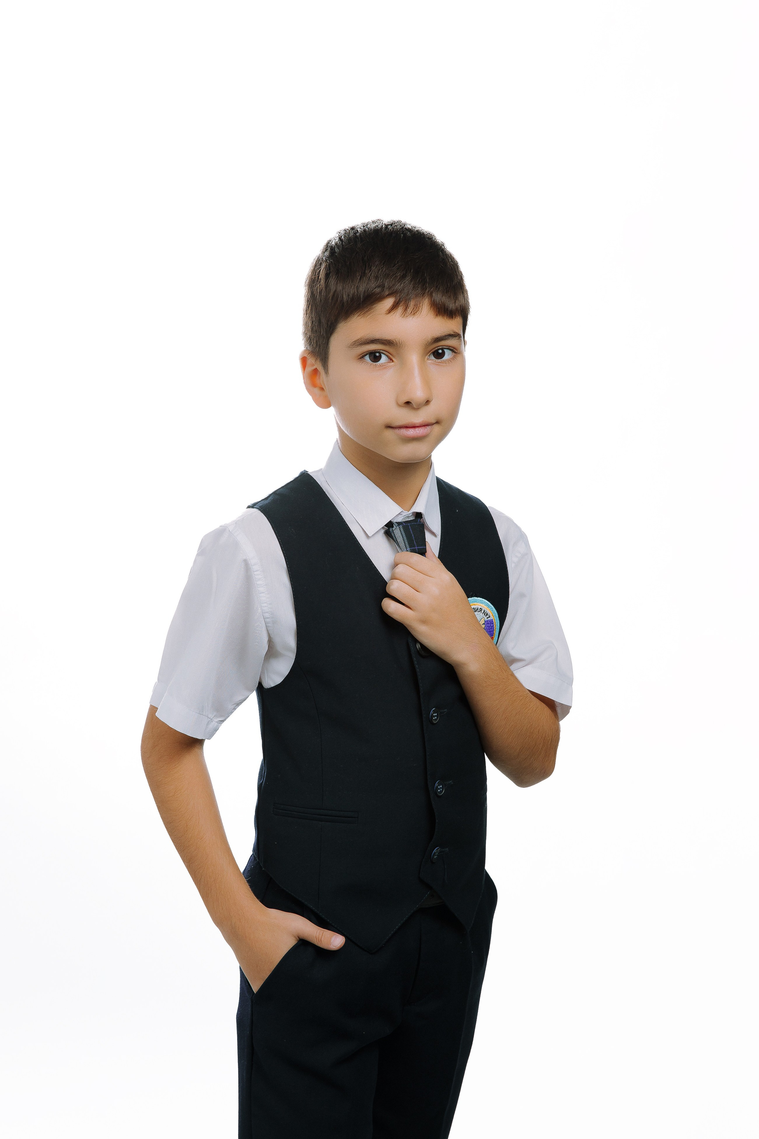 Портрет на светлом фоне- начальная школа. Выпускные альбомы Натальи Бутко: Новороссийск, Анапа, Геленджик