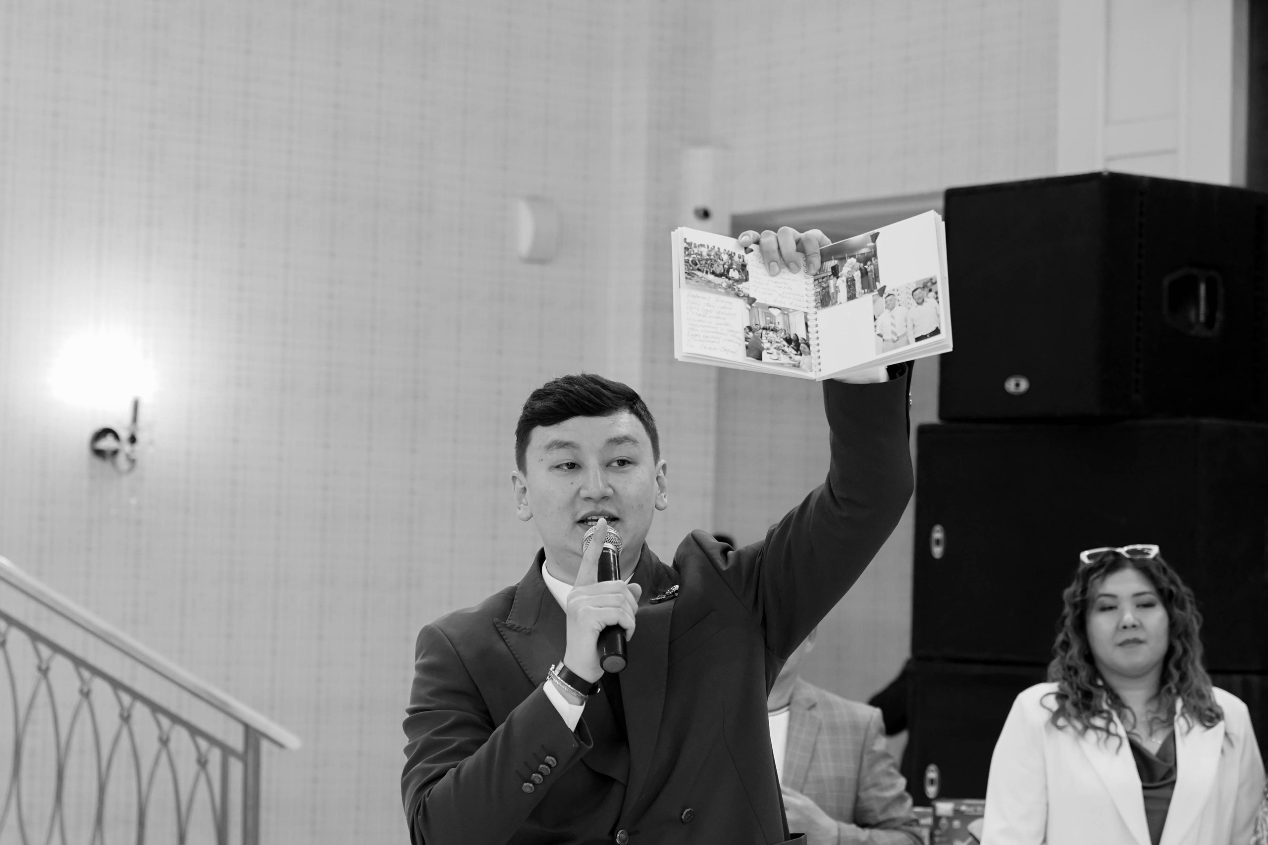 Dana uzatu. Фотограф Ернар Ержанов