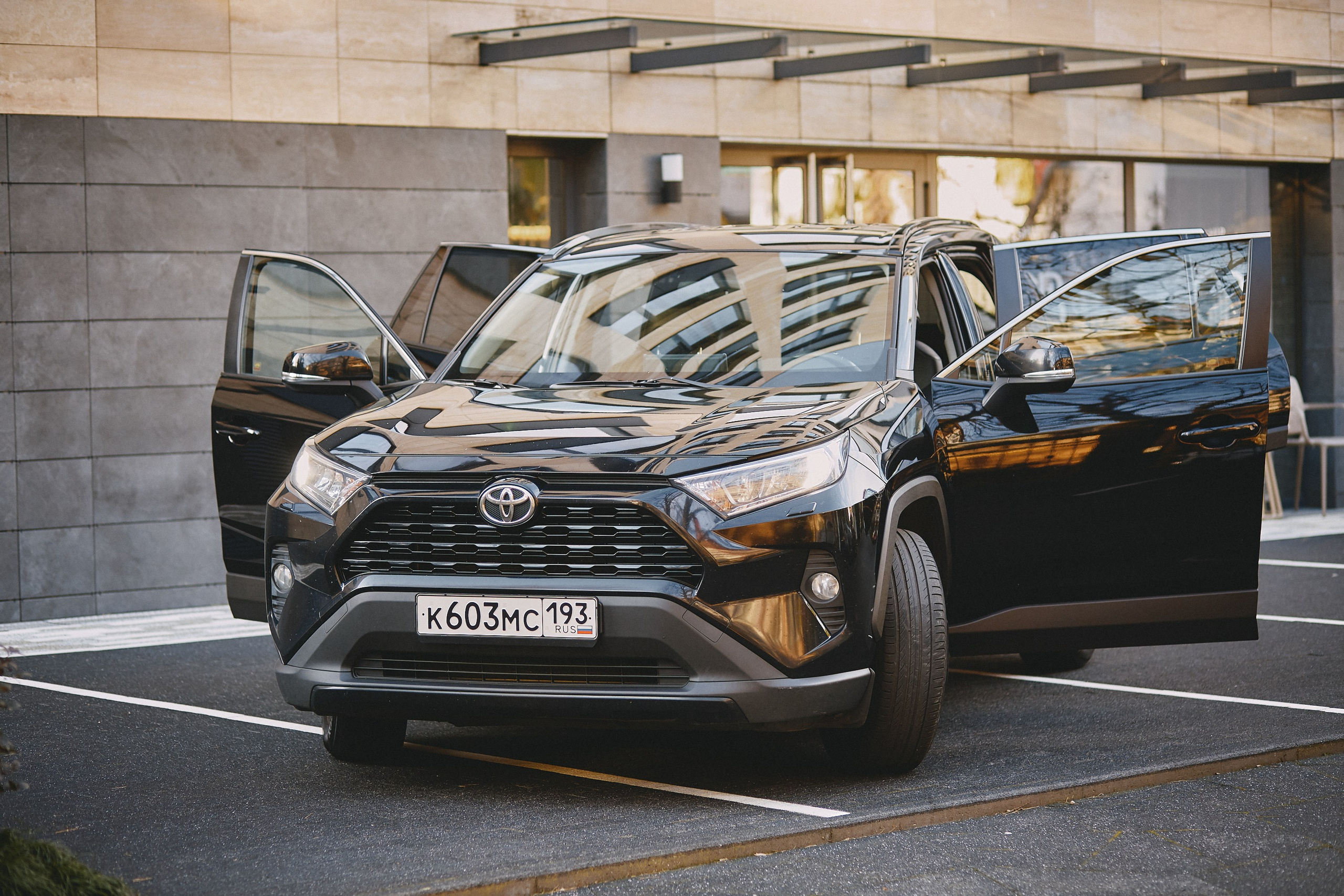 Профессиональная рекламная фото и видео съемка в Сочи Адлере и Красной Поляне. Фотограф Юрий Никитюк — Сочи |Адлер|Красная Поляна