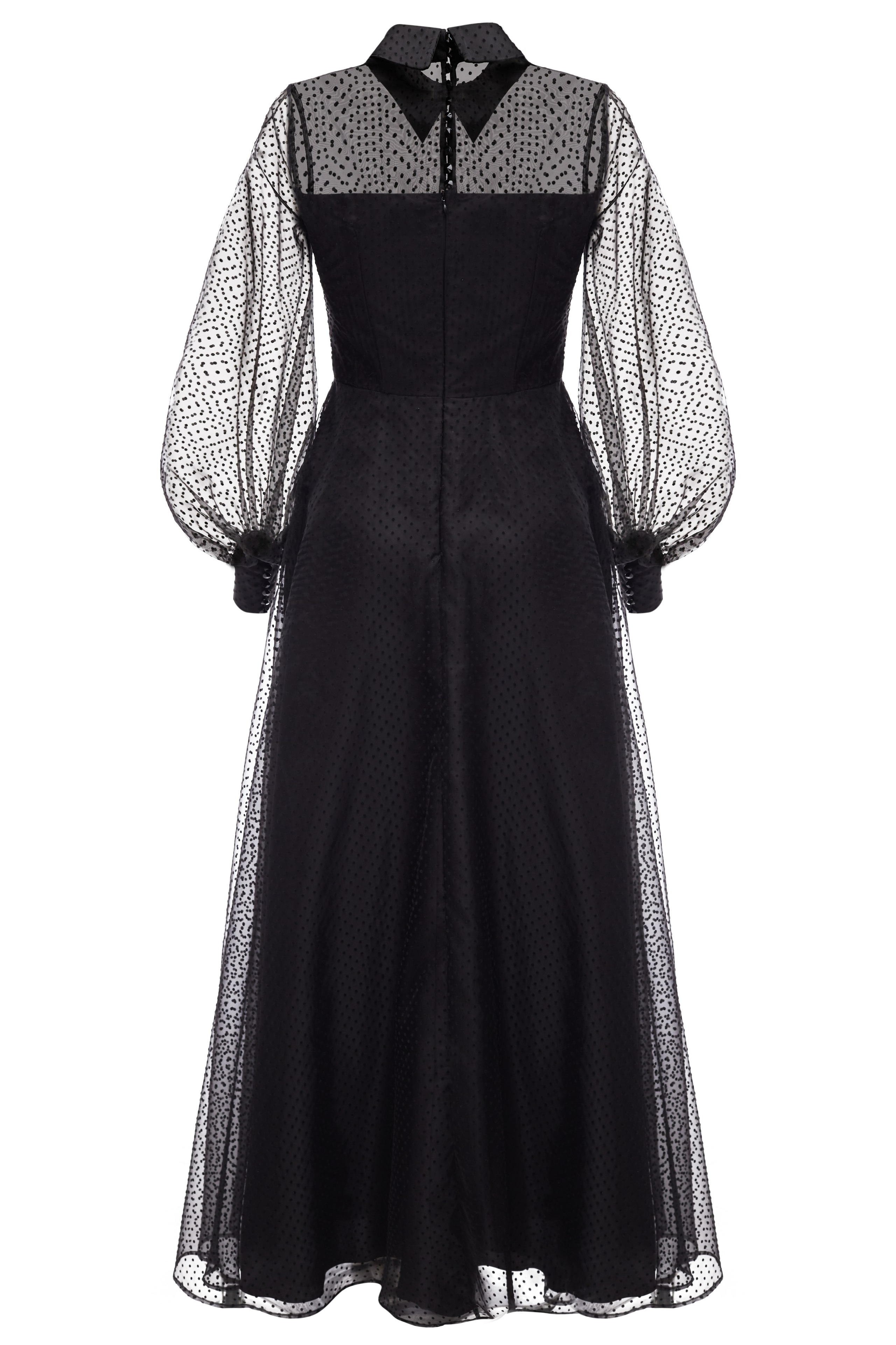 Платье дизайнерское, женская одежда, Charisma, Дизайнерские вещи, премиум съемка дорогих вещей на манекене в Москве, предметная съемка, обтр  авки, островка, в обтровку, дорогая фотосъемка на манекене, типовая фотосъемка одежды, дорогие вещи на съемку, щепетильное отношение на фотосъемке к вещам, конструкторы одежды, премиум качество, неделя моды в Москве https://charismafashion.ru/#subscribe