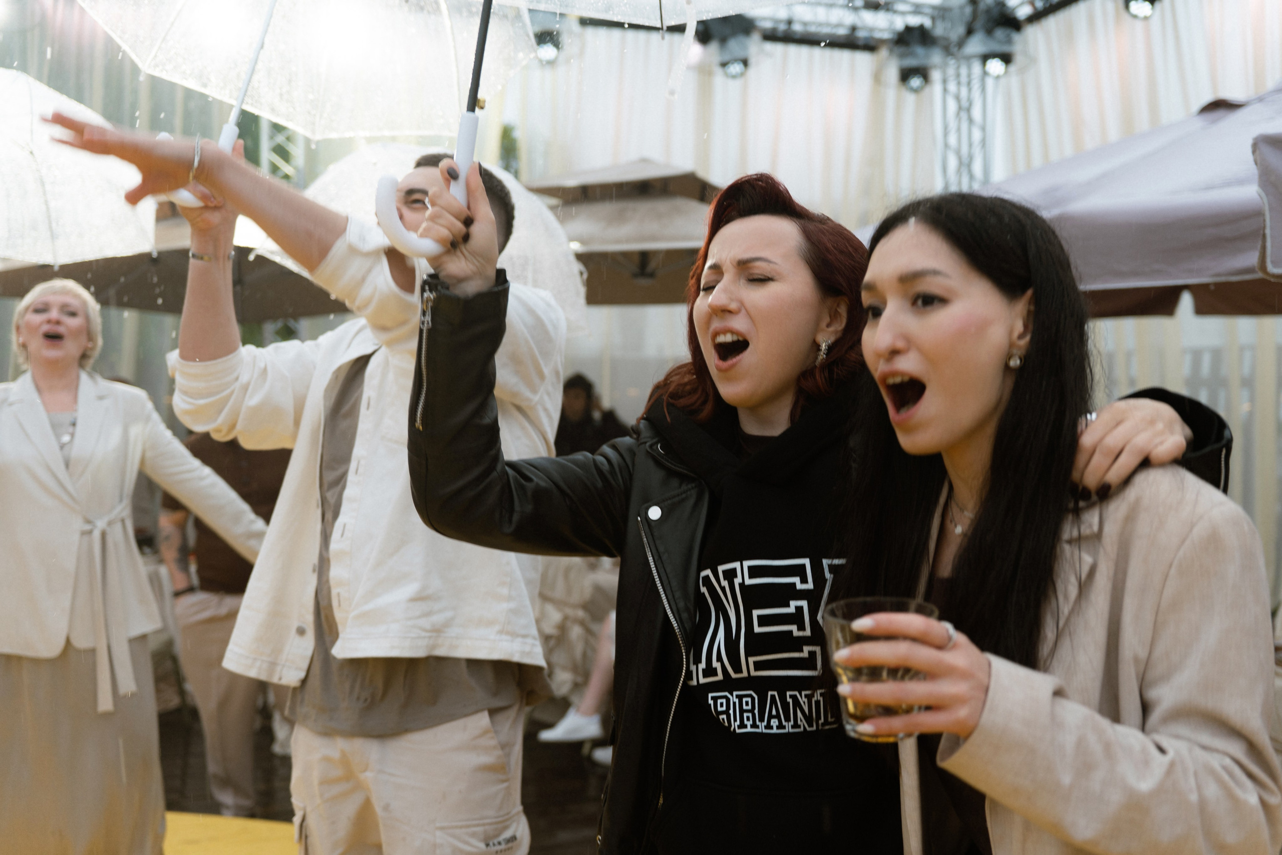 Майский Дождь. Полный день (сокращено). Семейный и портретный фотограф в Саратове Сахарова Маша