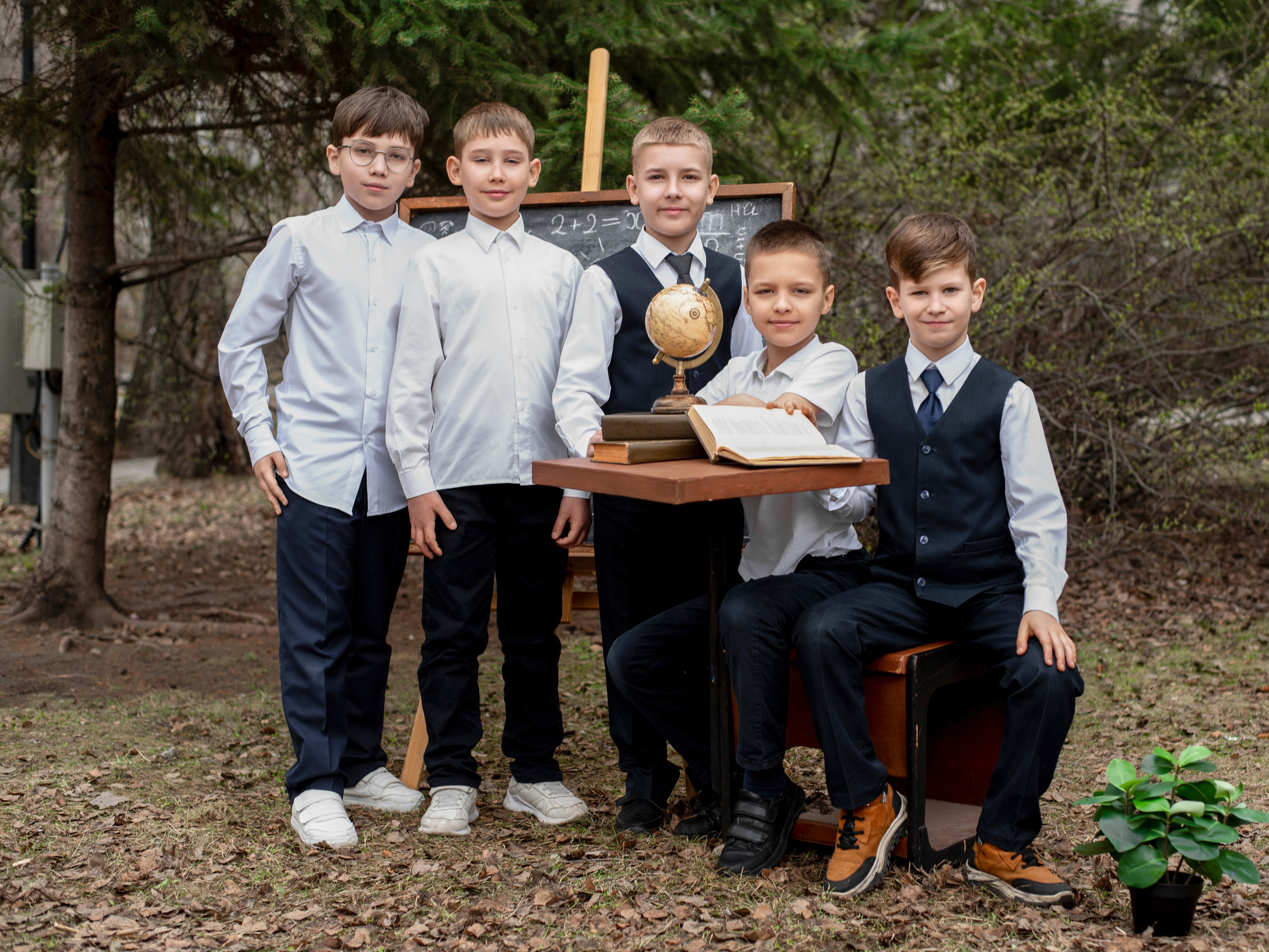 Общие фотографии 1-11 класс. Выпускные альбомы в Тюмени для школ, садов, вузов спортивных секций