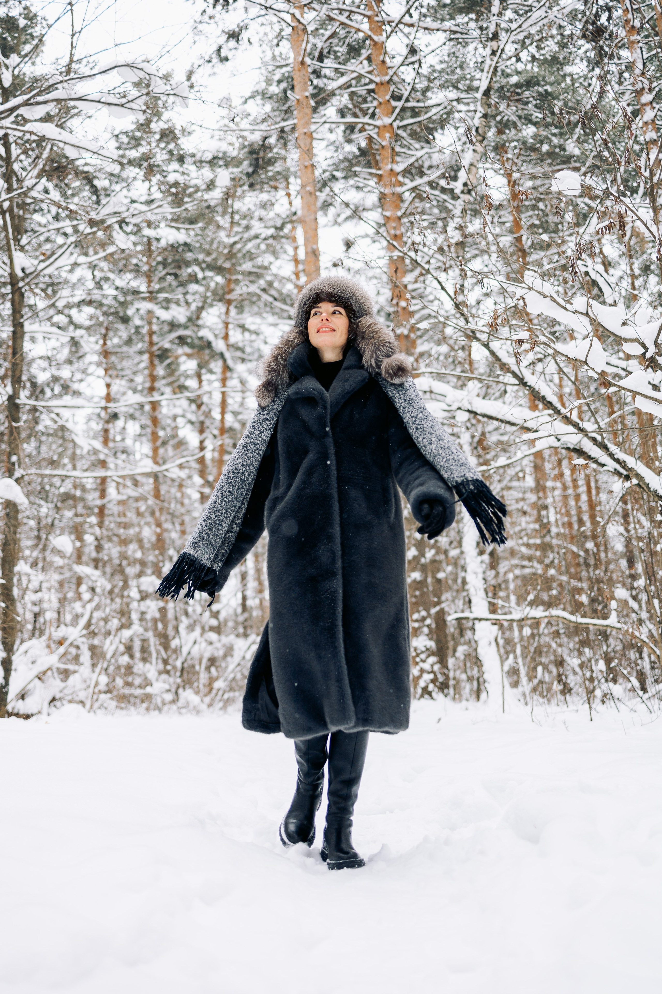 Женский портрет в лесу. Семейный Фотограф в Москве Евгения Симоненко