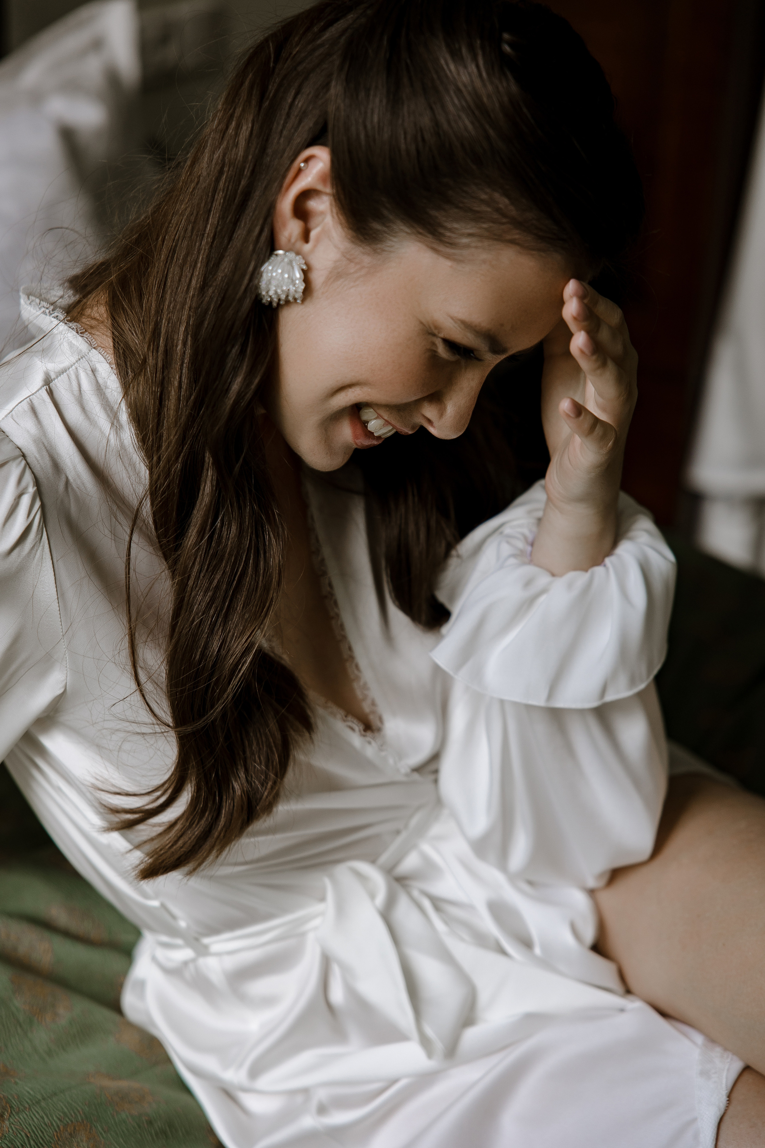 Утро невесты в историческом номере отеля. Свадебный и семейный фотограф в Самаре и Тольятти | Елена Топанцева