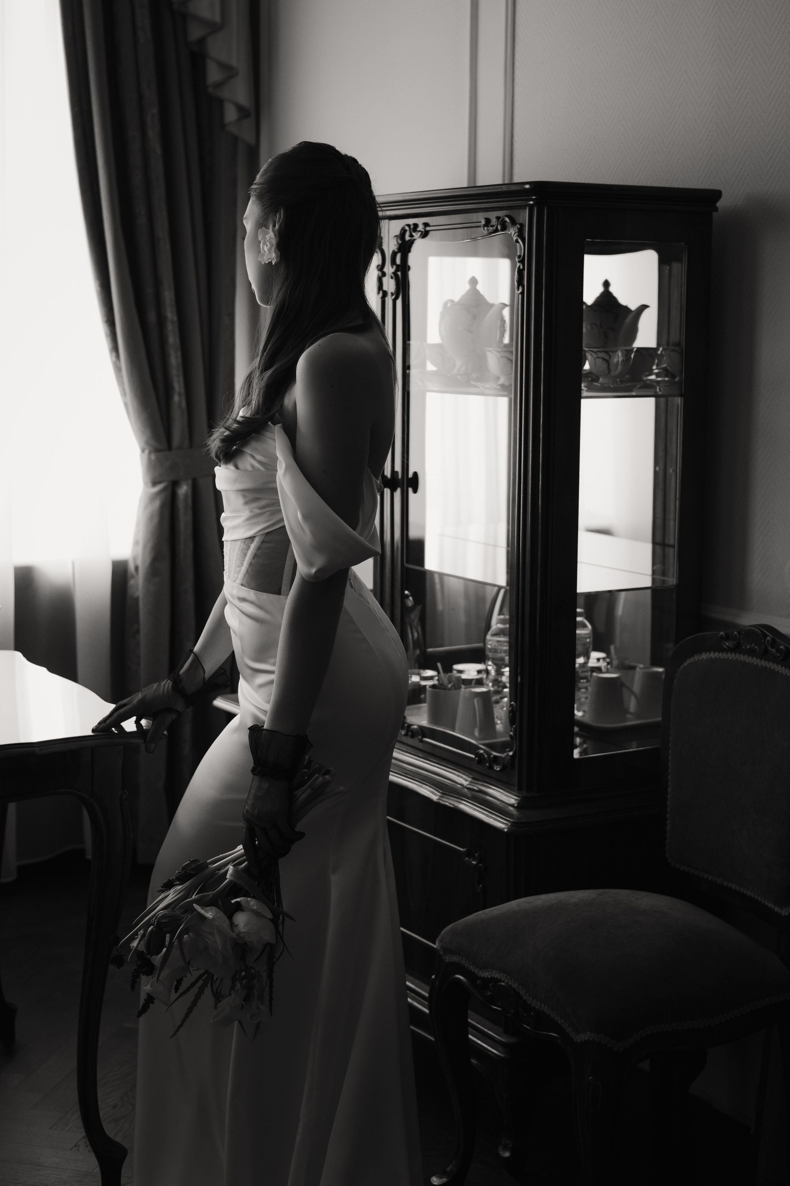 Утро невесты в историческом номере отеля. Свадебный и семейный фотограф в Самаре и Тольятти | Елена Топанцева