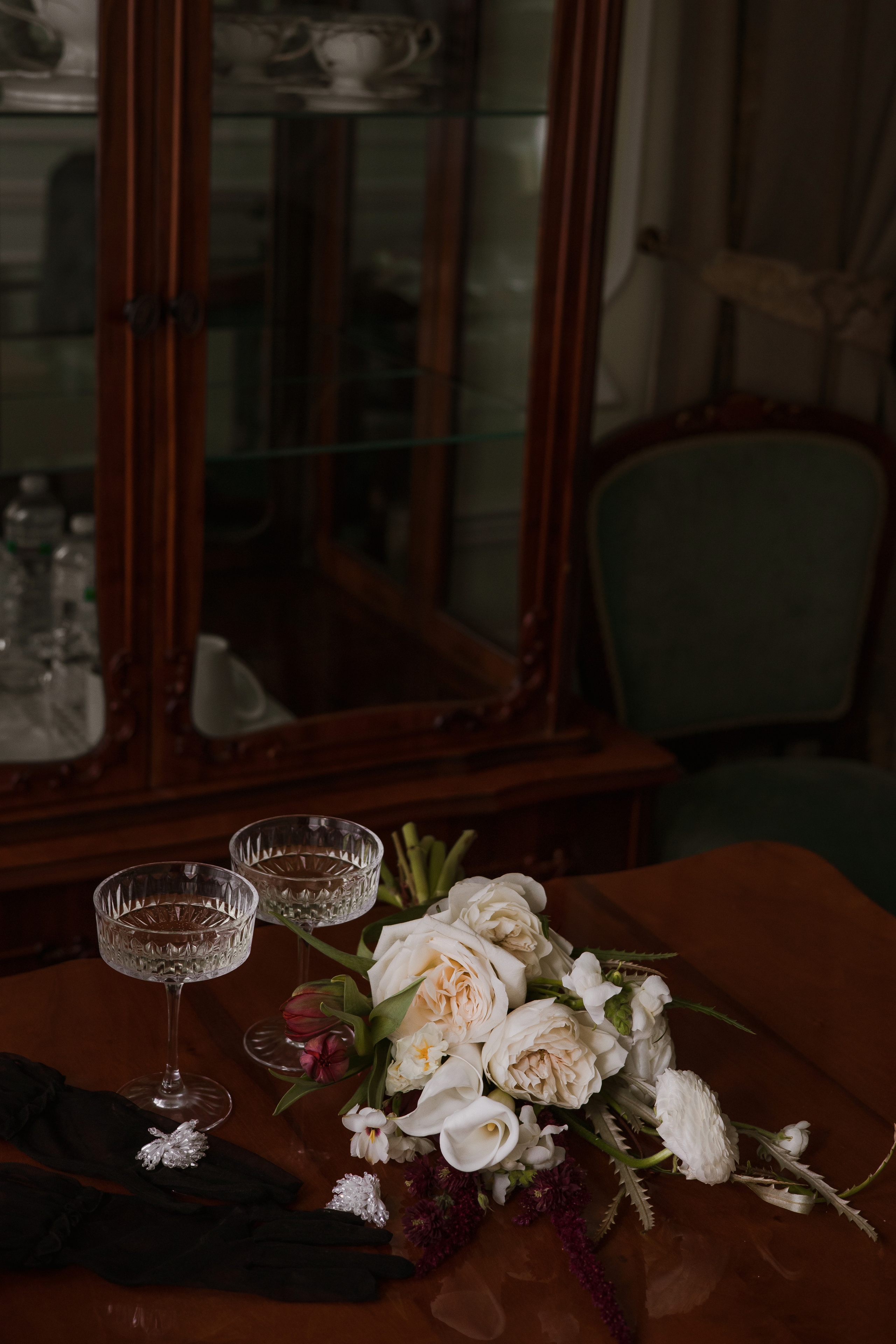 Утро невесты в историческом номере отеля. Свадебный и семейный фотограф в Самаре и Тольятти | Елена Топанцева