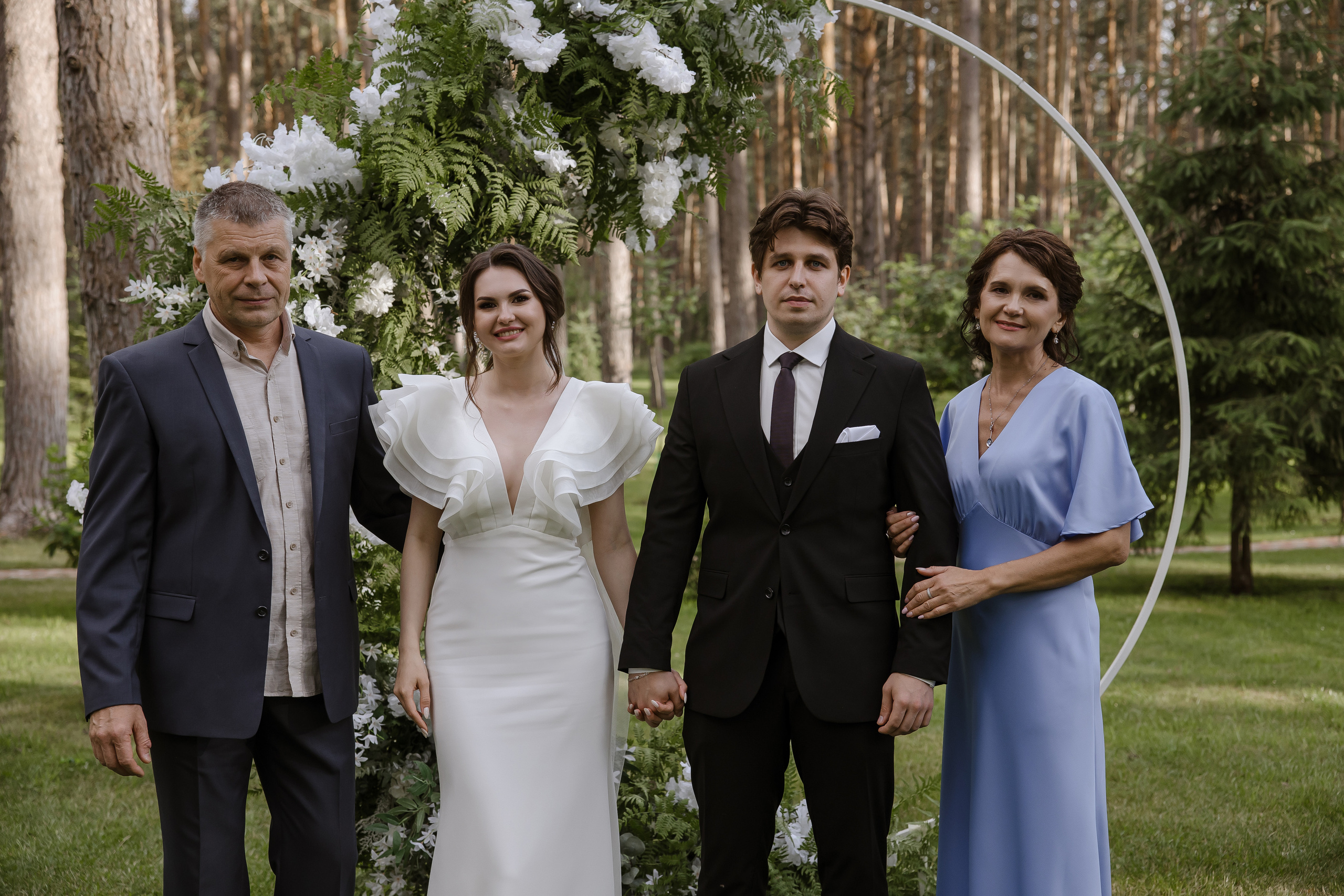 Свадебная фотосессия очень позитивной пары в Тольятти. Свадебный и семейный фотограф в Самаре и Тольятти | Елена Топанцева