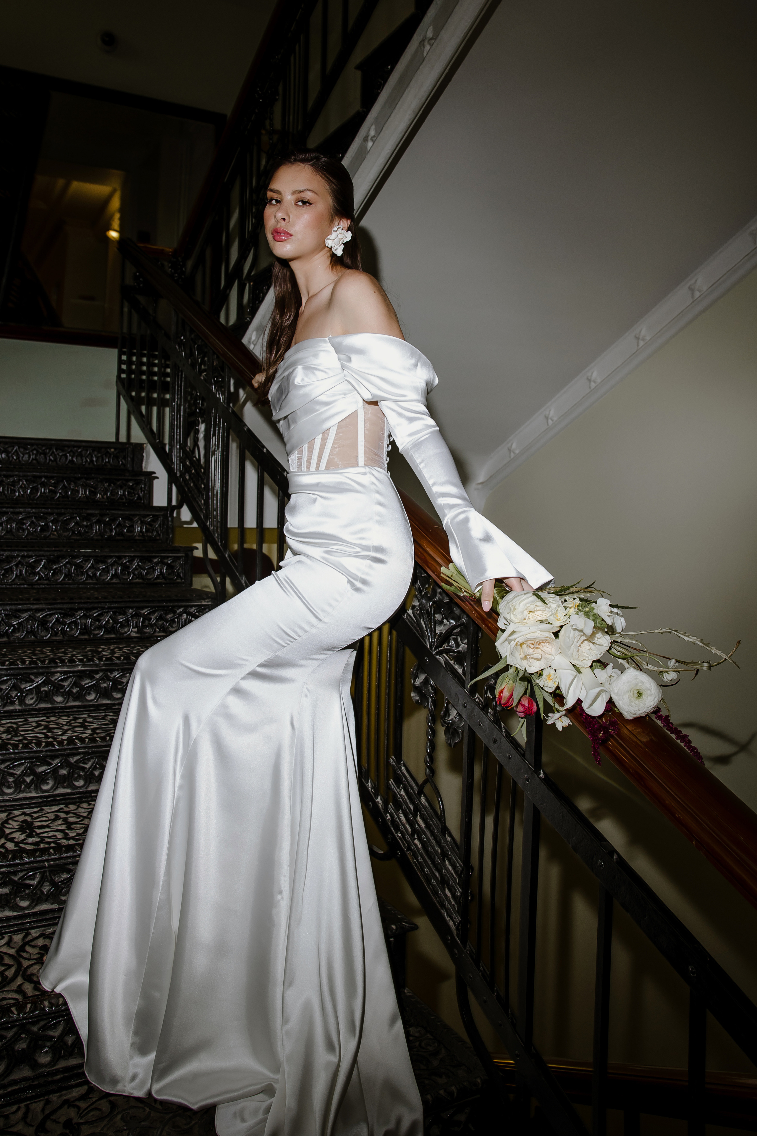 Утро невесты в историческом номере отеля. Свадебный и семейный фотограф в Самаре и Тольятти | Елена Топанцева
