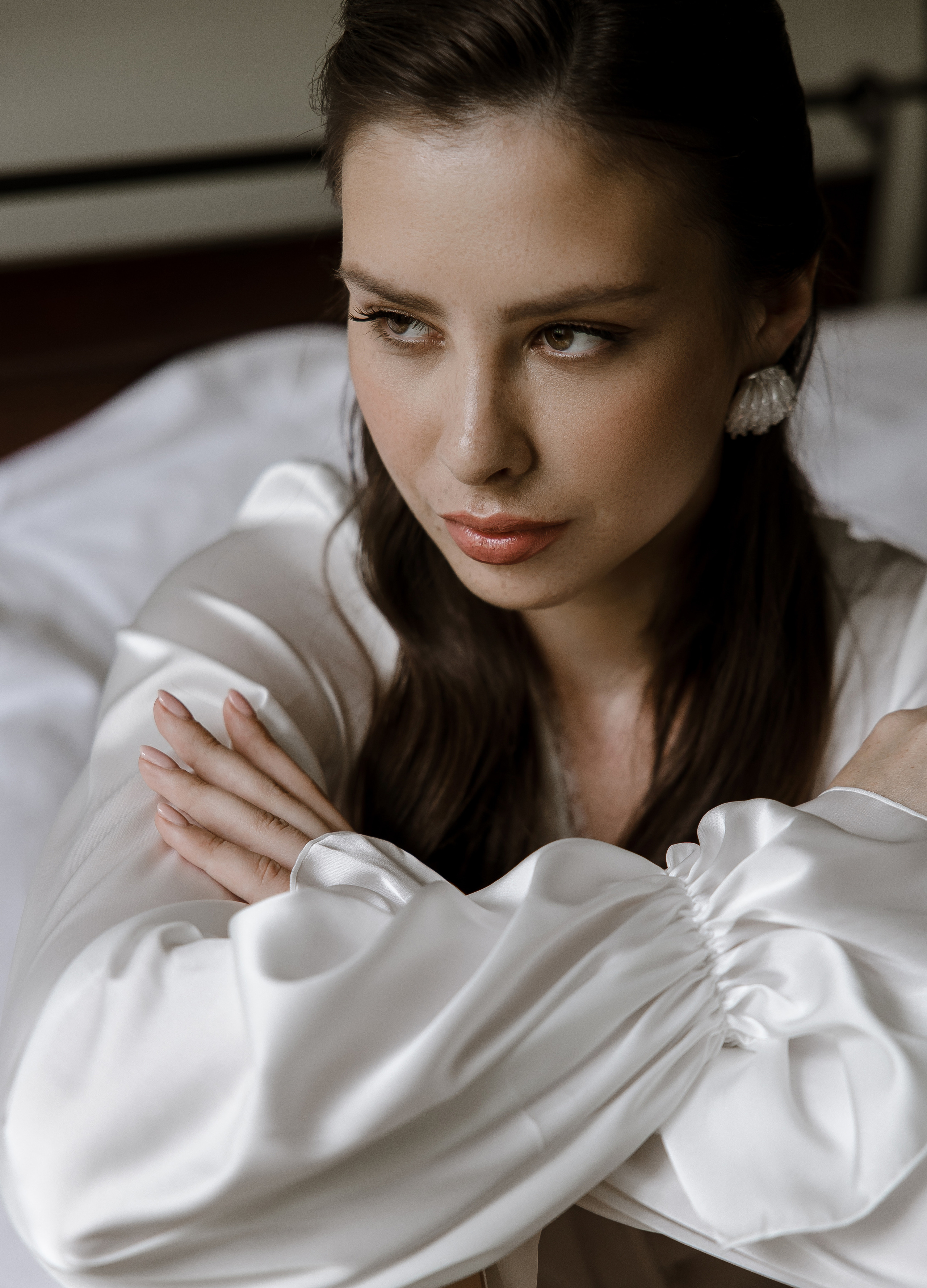 Утро невесты в историческом номере отеля. Свадебный и семейный фотограф в Самаре и Тольятти | Елена Топанцева