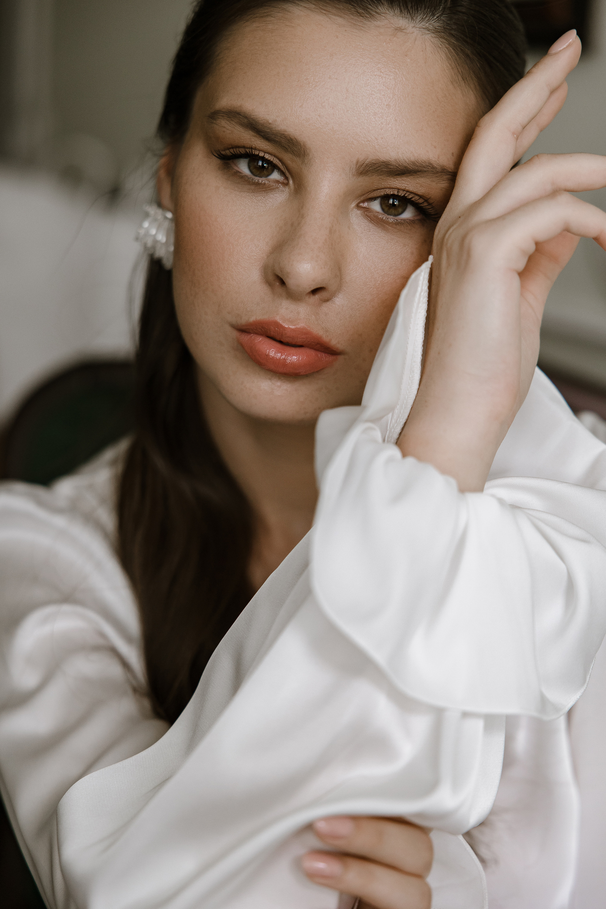 Утро невесты в историческом номере отеля. Свадебный и семейный фотограф в Самаре и Тольятти | Елена Топанцева