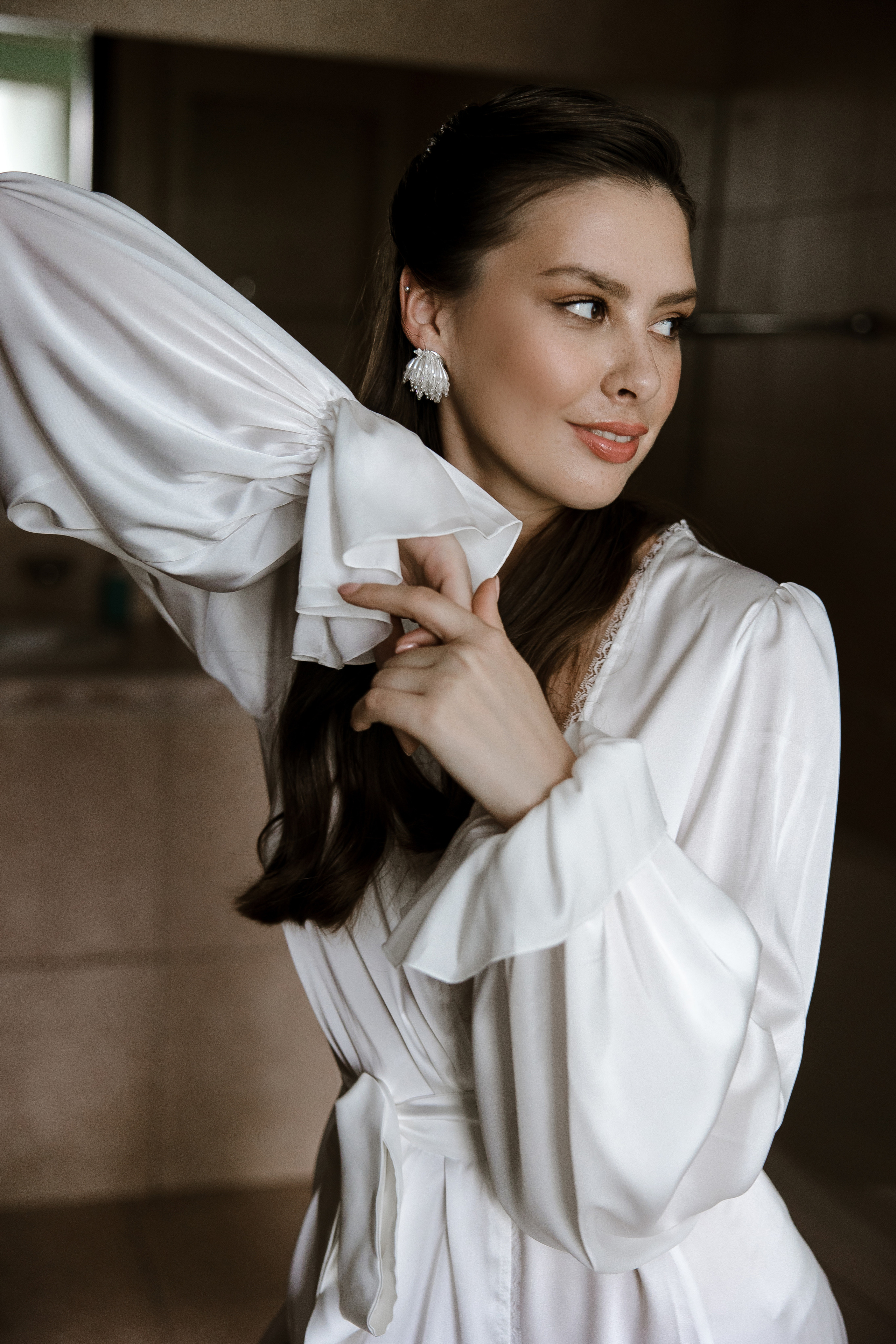 Утро невесты в историческом номере отеля. Свадебный и семейный фотограф в Самаре и Тольятти | Елена Топанцева