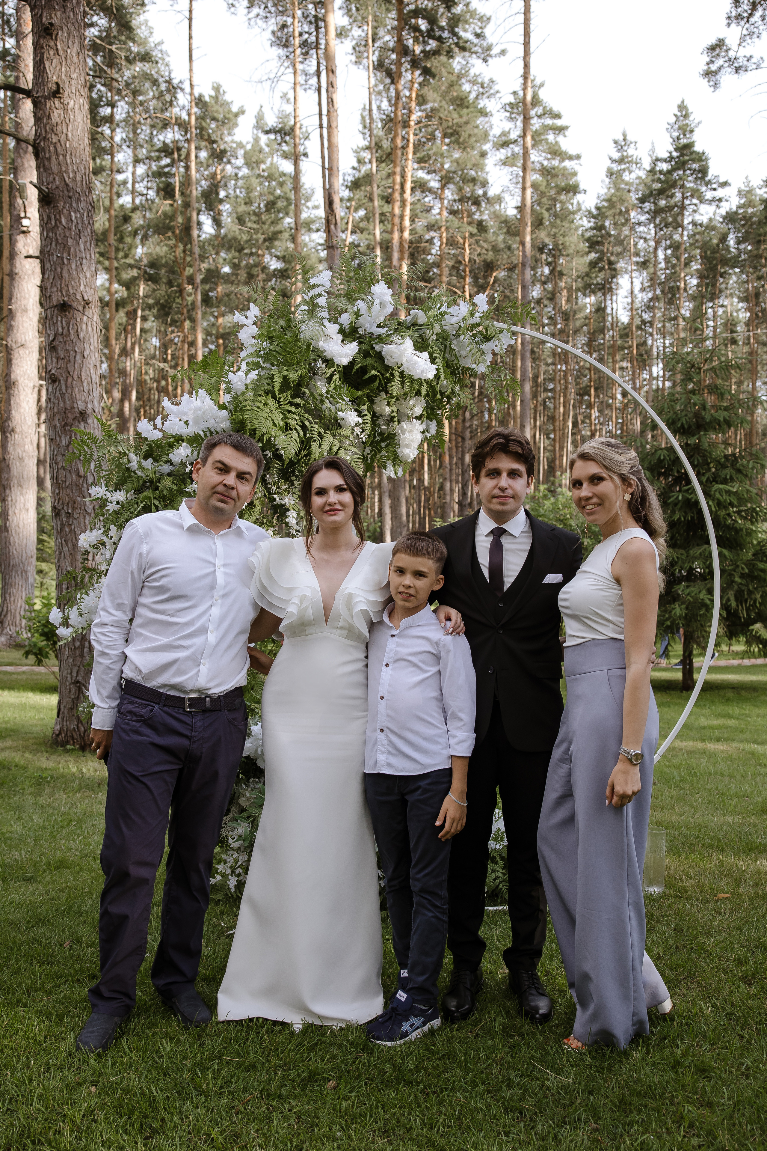 Свадебная фотосессия очень позитивной пары в Тольятти. Свадебный и семейный фотограф в Самаре и Тольятти | Елена Топанцева
