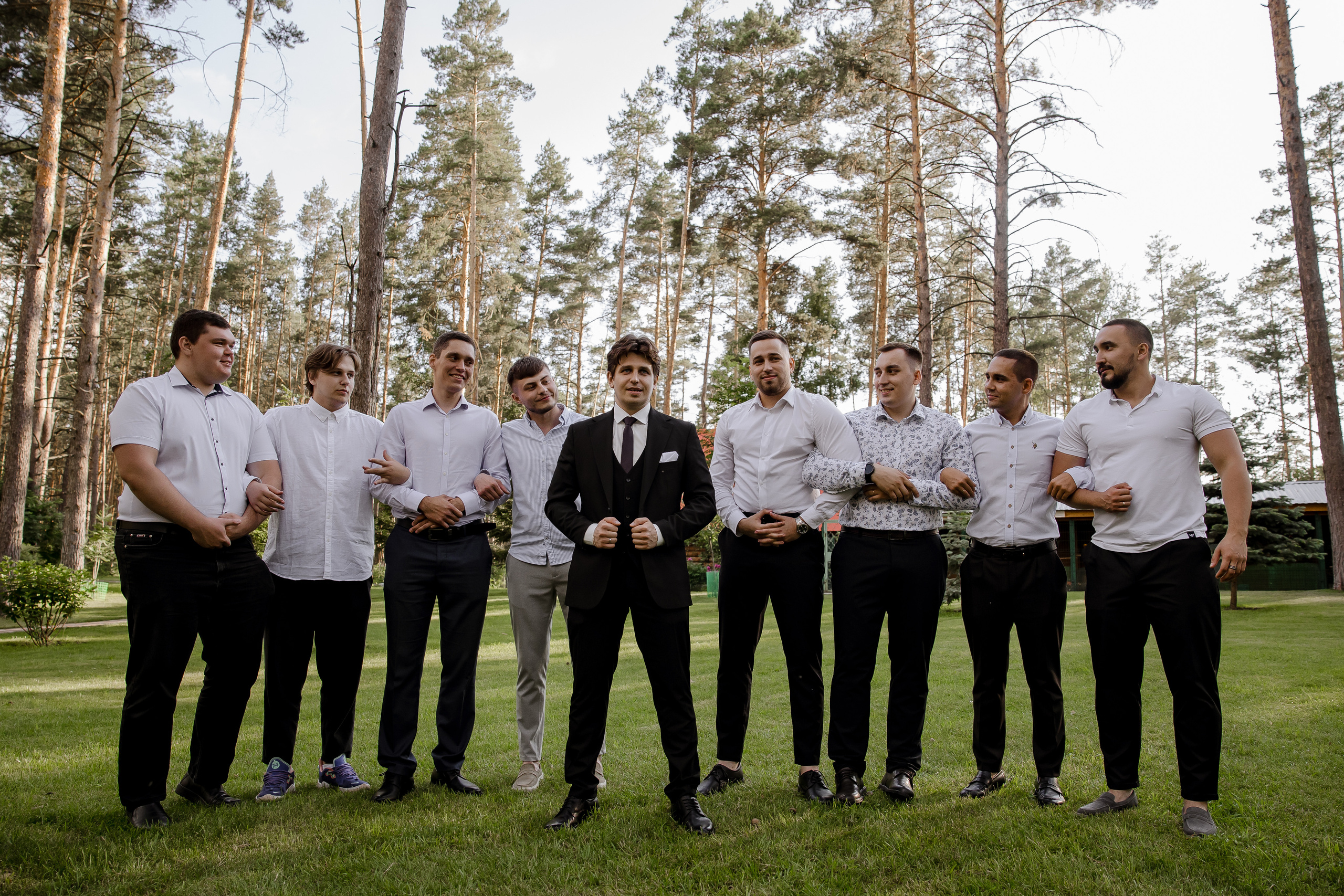 Свадебная фотосессия очень позитивной пары в Тольятти. Свадебный и семейный фотограф в Самаре и Тольятти | Елена Топанцева