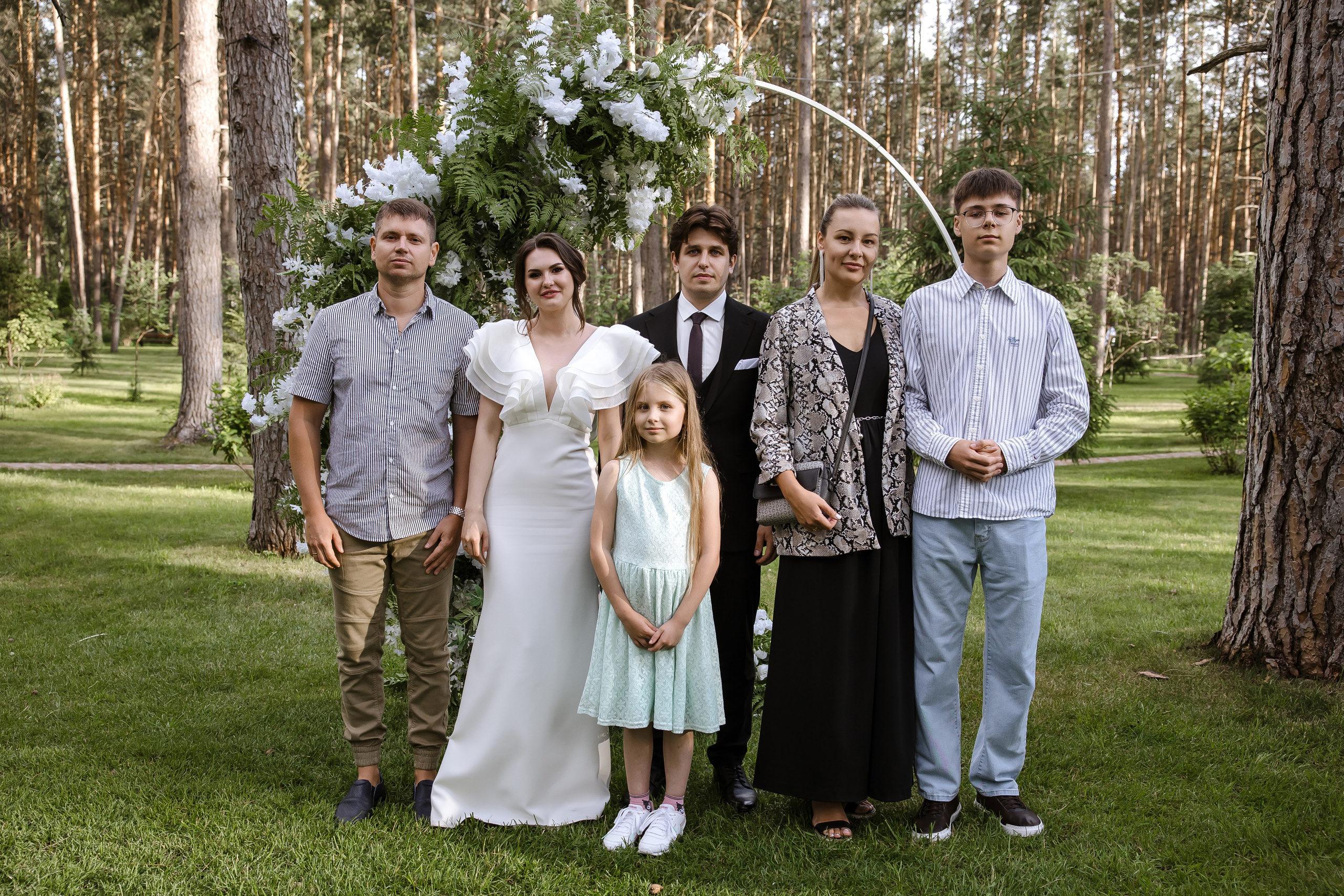 Свадебная фотосессия очень позитивной пары в Тольятти. Свадебный и семейный фотограф в Самаре и Тольятти | Елена Топанцева