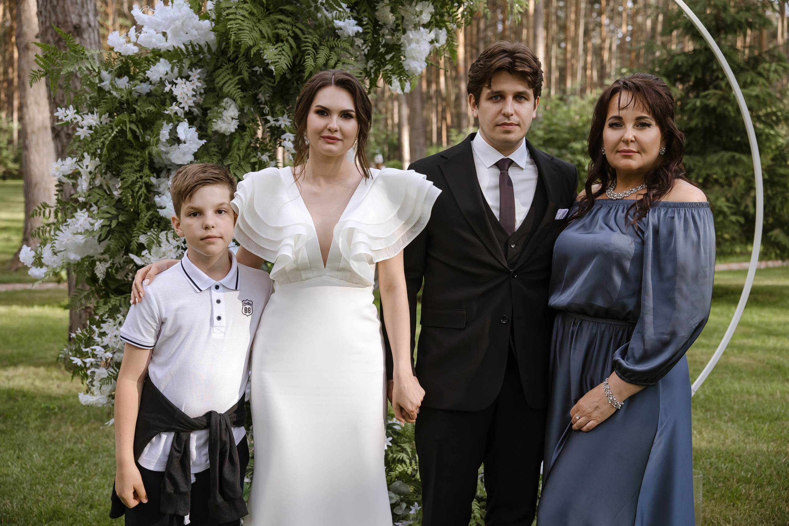 Свадебная фотосессия очень позитивной пары в Тольятти. Свадебный и семейный фотограф в Самаре и Тольятти | Елена Топанцева