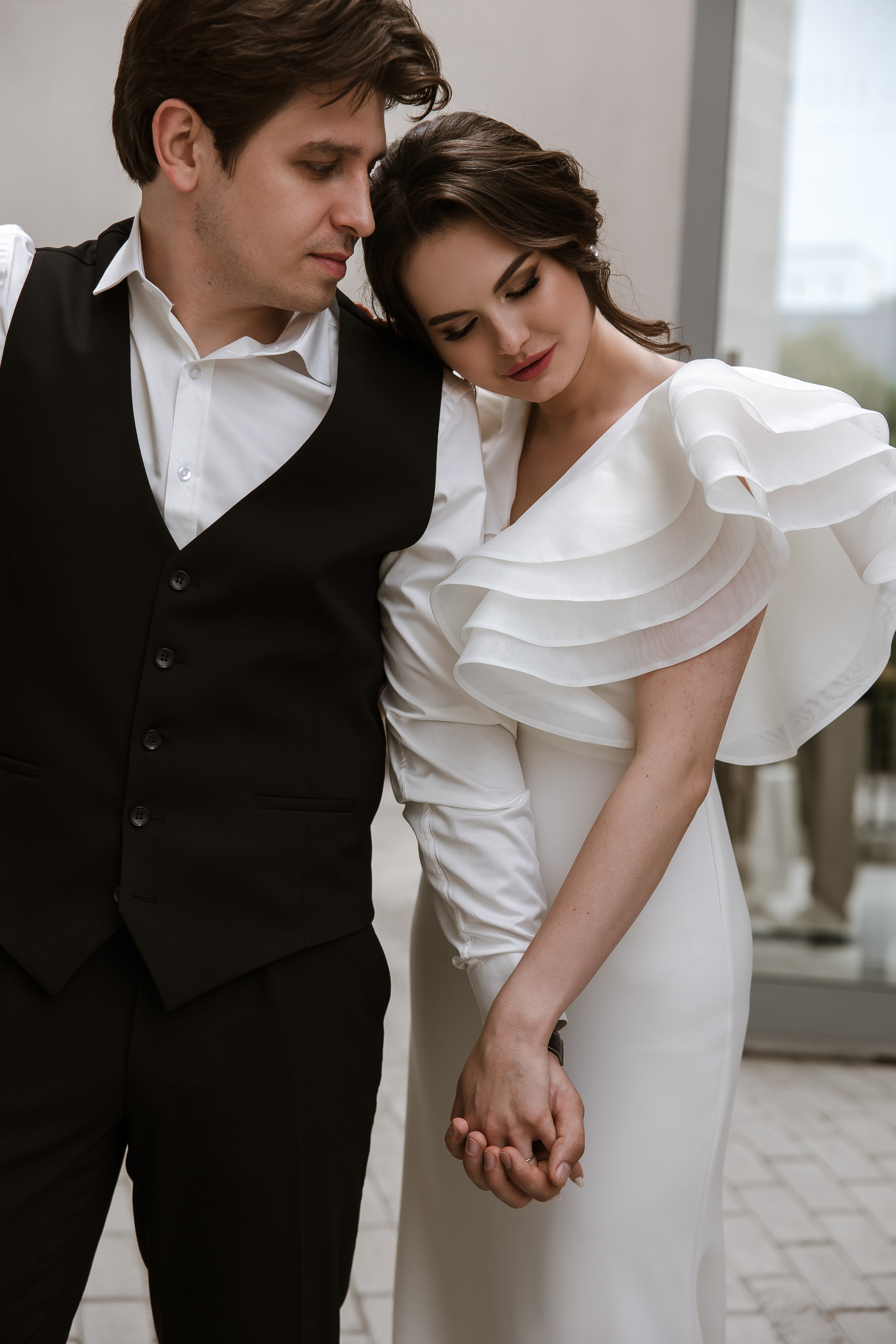 Свадебная фотосессия очень позитивной пары в Тольятти. Свадебный и семейный фотограф в Самаре и Тольятти | Елена Топанцева