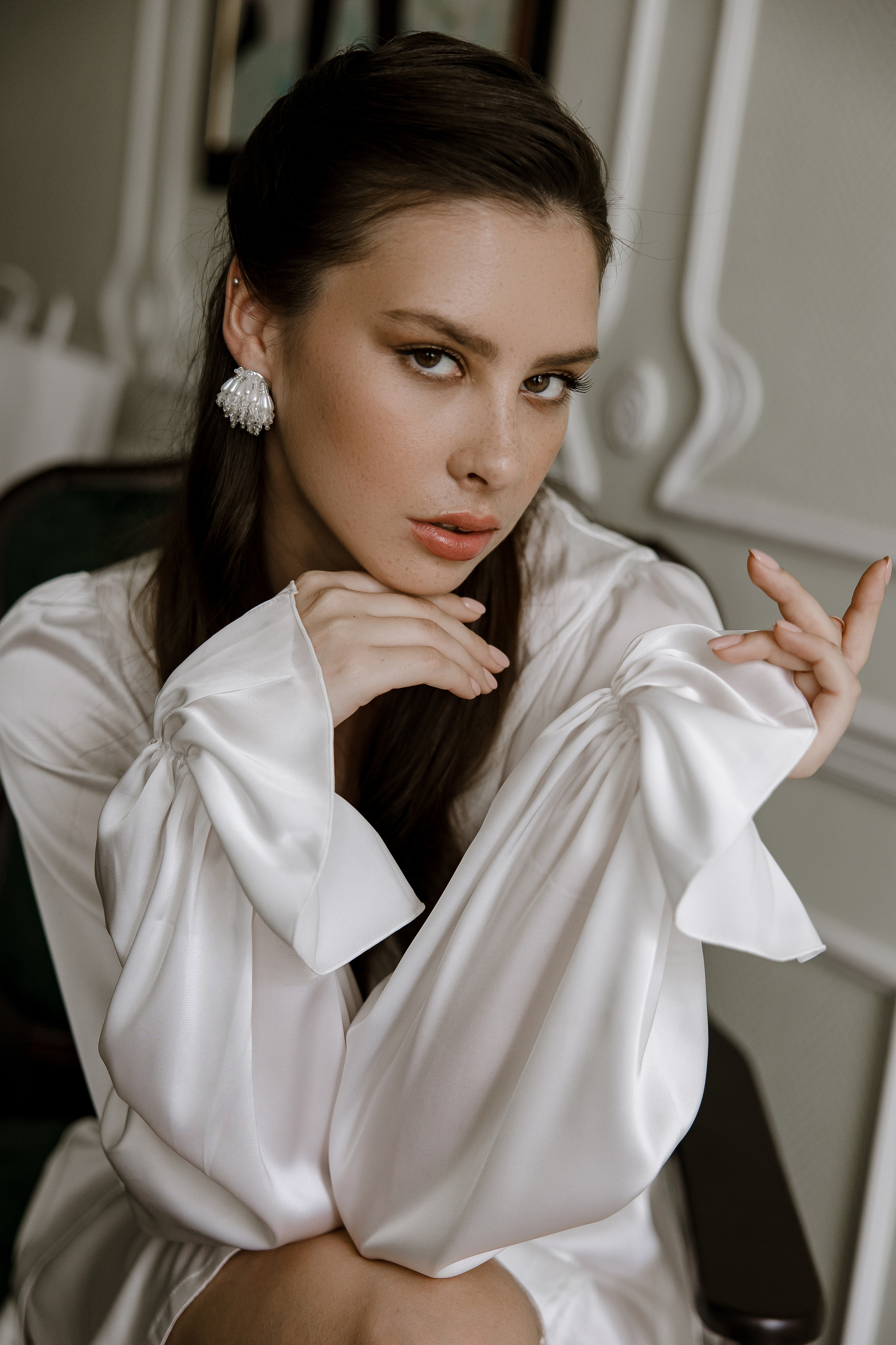 Утро невесты в историческом номере отеля. Свадебный и семейный фотограф в Самаре и Тольятти | Елена Топанцева