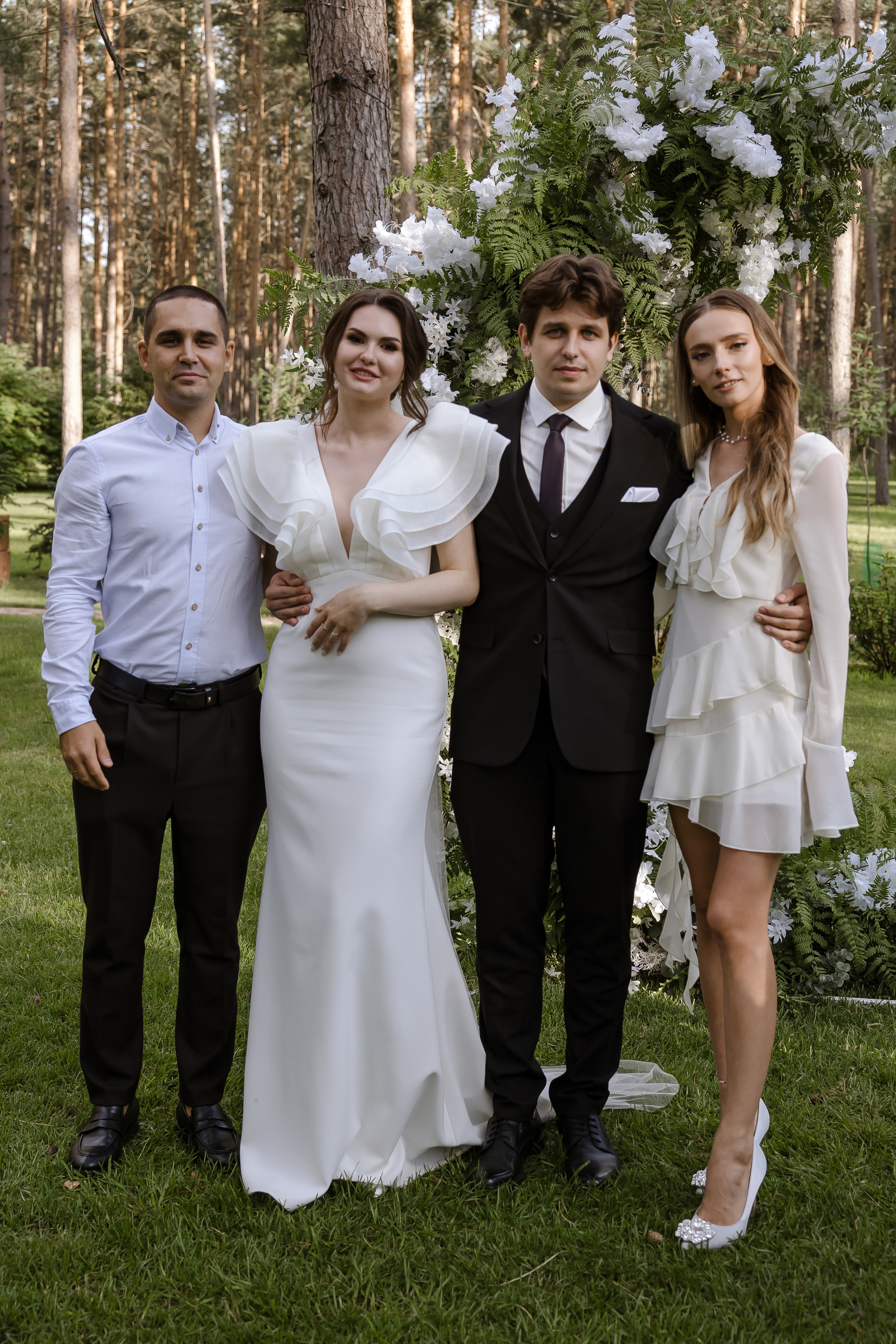 Свадебная фотосессия очень позитивной пары в Тольятти. Свадебный и семейный фотограф в Самаре и Тольятти | Елена Топанцева