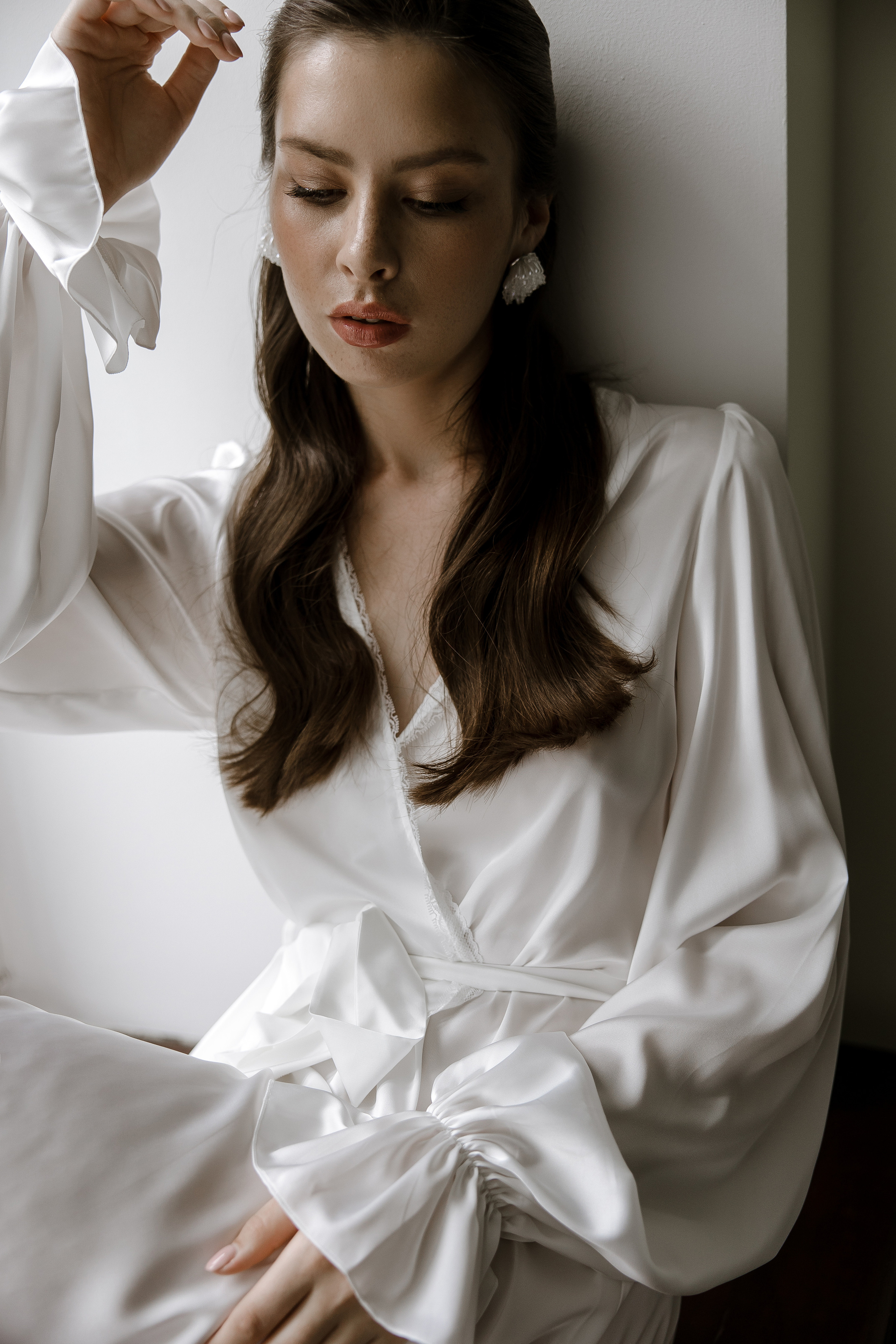 Утро невесты в историческом номере отеля. Свадебный и семейный фотограф в Самаре и Тольятти | Елена Топанцева