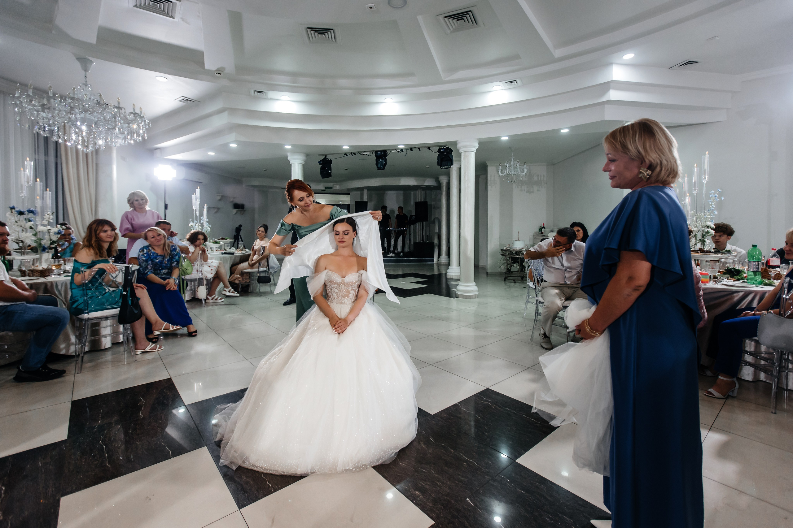 Анонс свадьбы для Романа и Алены. Свадебный фотограф в Крыму и Севастополе Ольга Баскакова