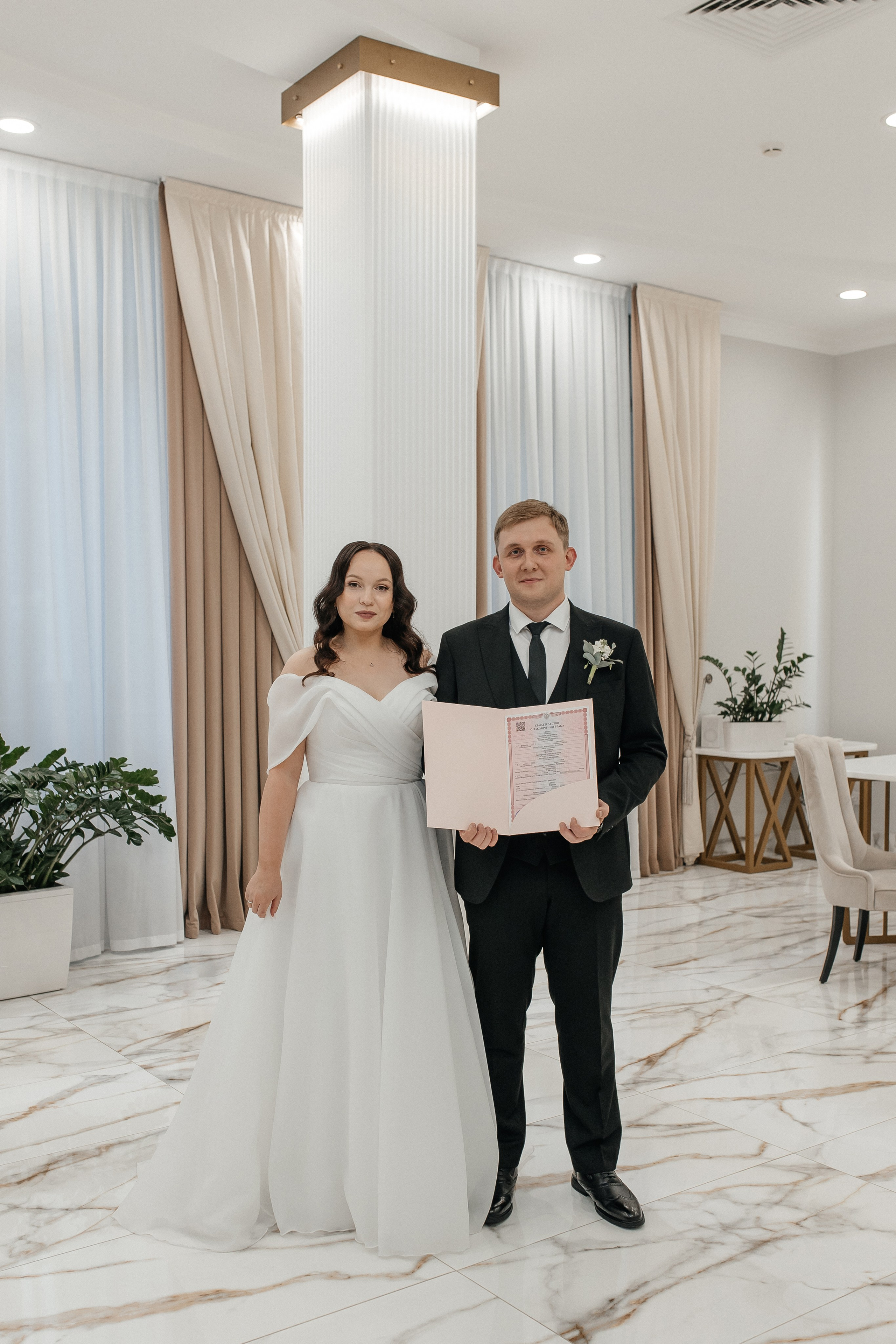 Регистрация брака в Шипиловском Дворце бракосочетания. Свадебный фотограф в Москве Дарья Олендарёва