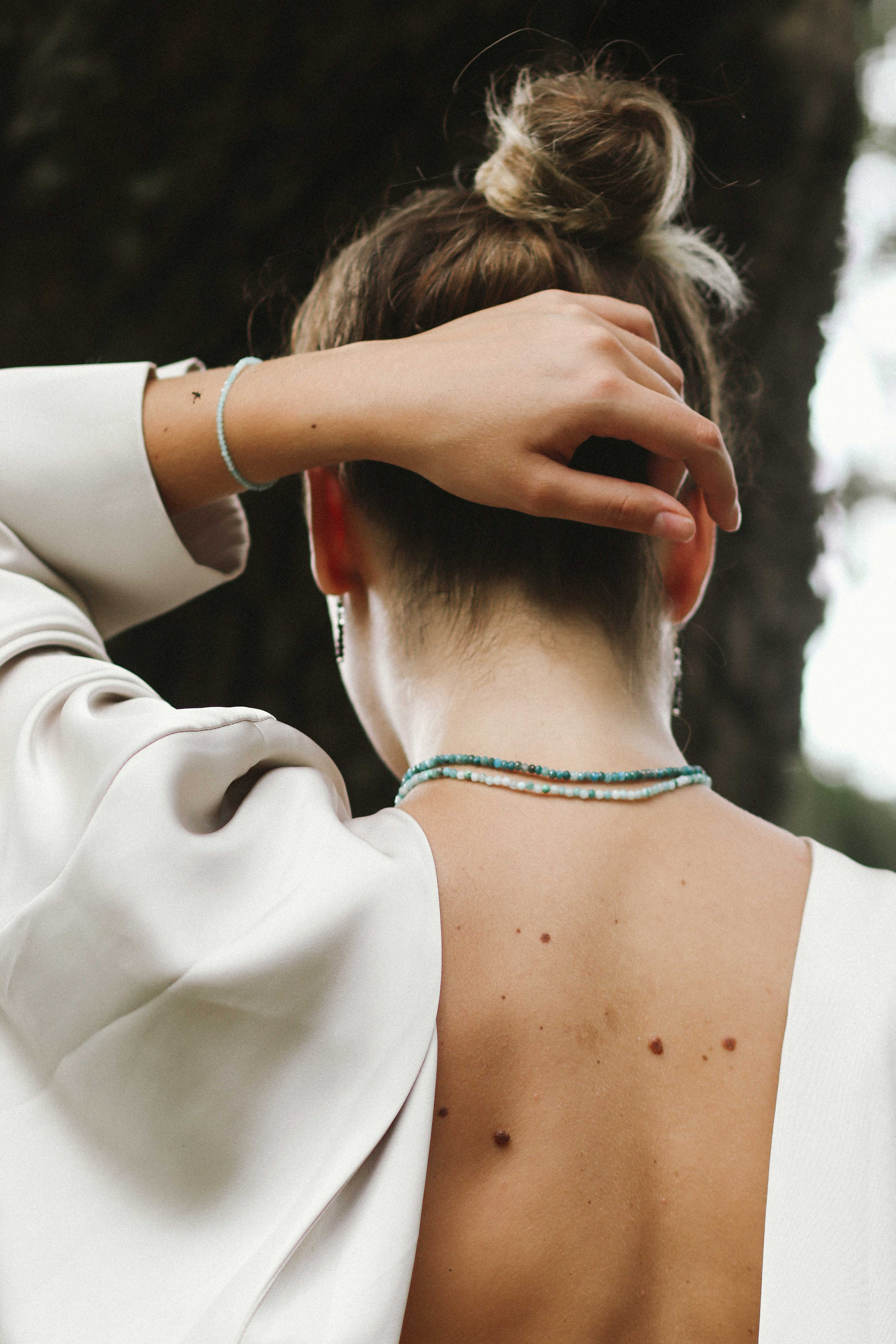 Коллекция украшения из натуральных камней. Фотограф на Шри-Ланке