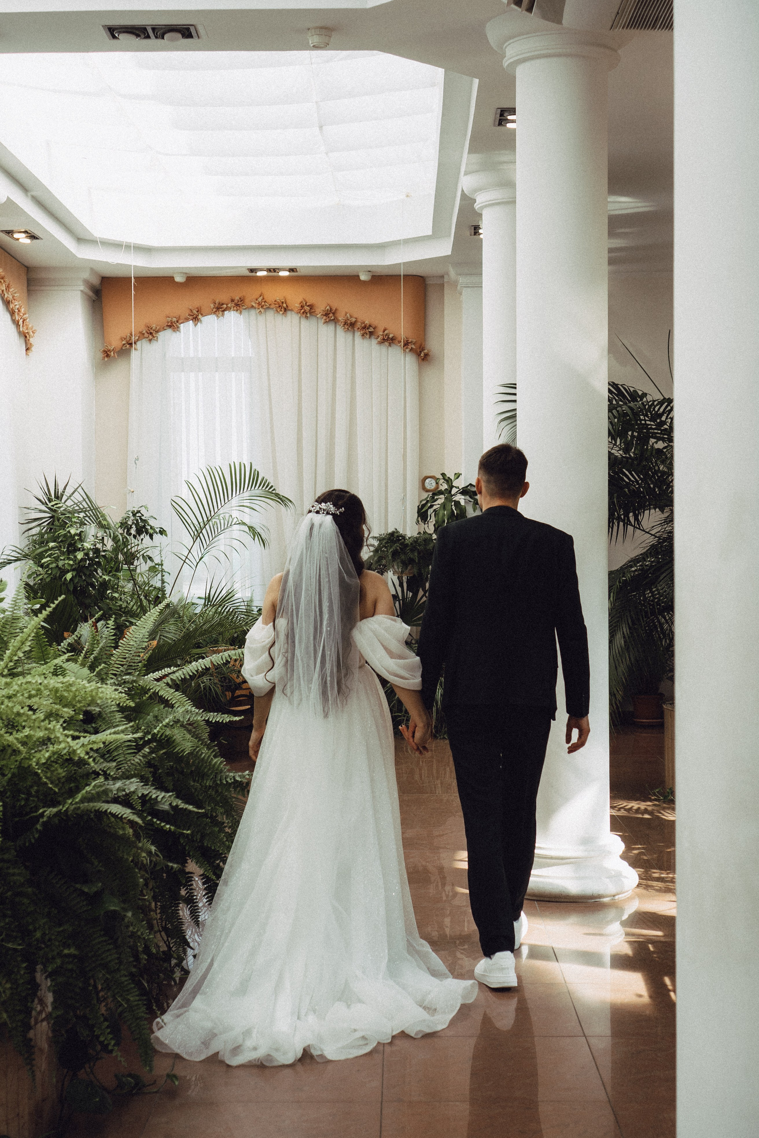 СВАДЕБНАЯ СЬЕМК В ПАРКЕ 300-ЛЕТИЯ. Профессиональный фотограф, Санкт-Петербург — Виктория Богомолова