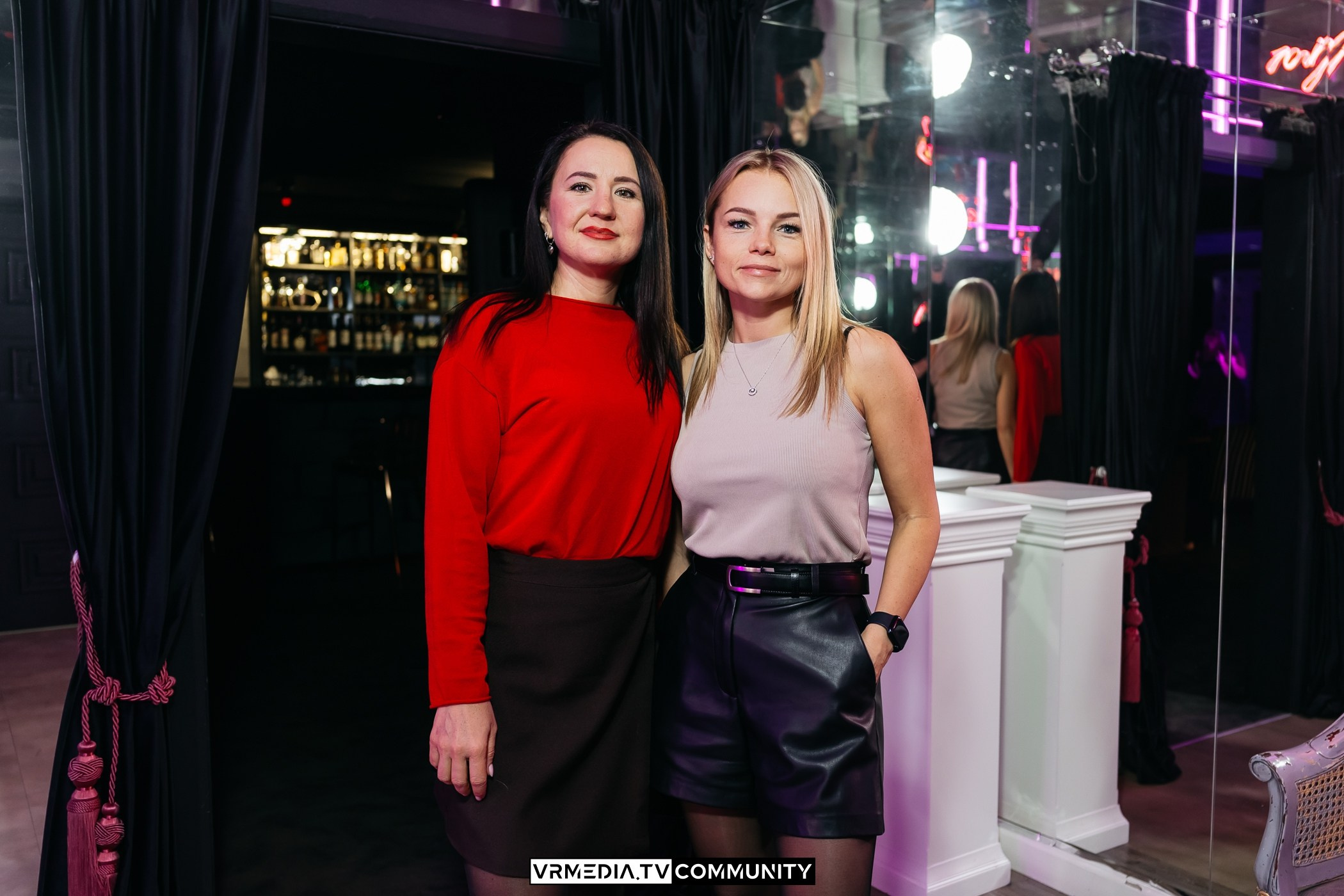 Вечер в караоке-баре «Volna»